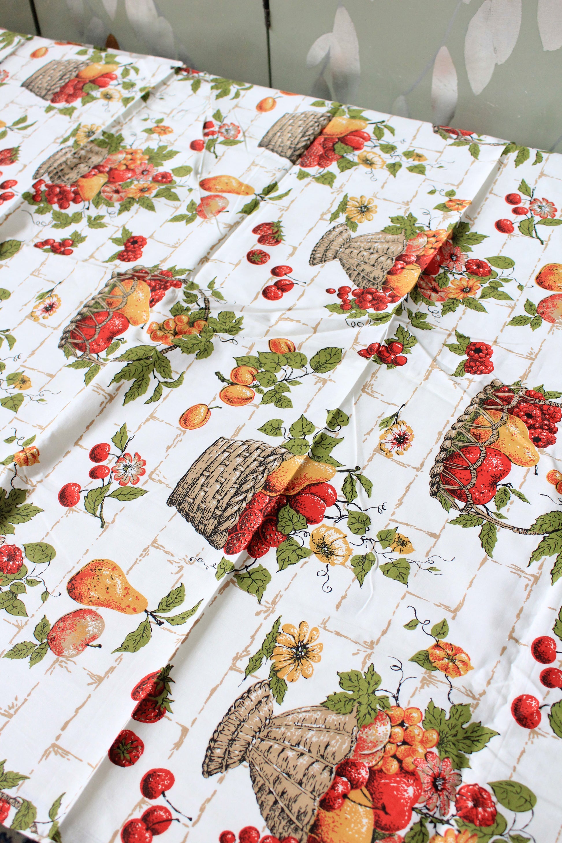 1960s White, Red and Brown Fruit Basket Cotton Sewing Fabric, 2 Yards