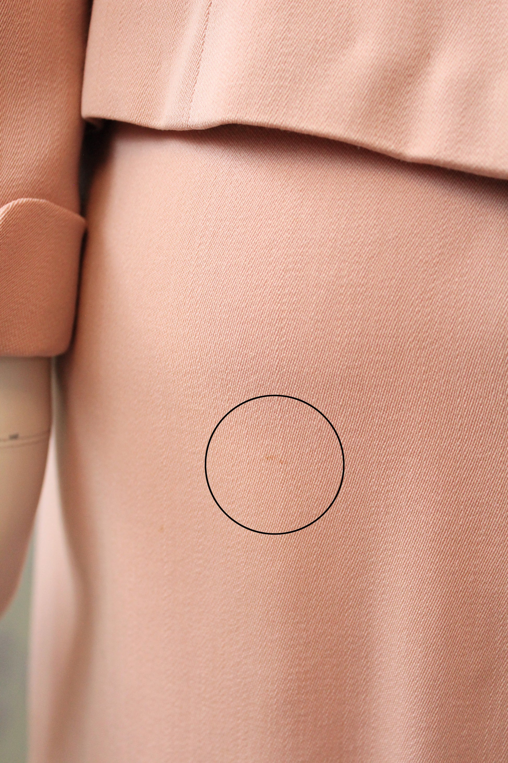 Vintage 1950s Fitted Blush Pink Daytime Spring Skirt Suit Set, XS