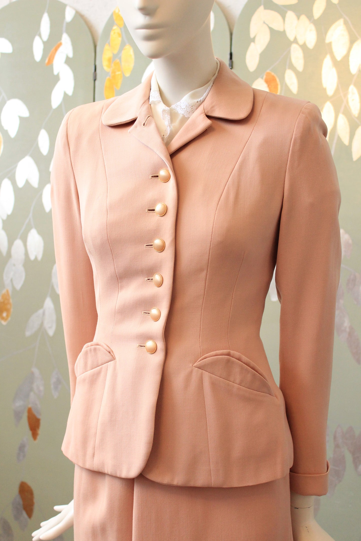 Vintage 1950s Fitted Blush Pink Daytime Spring Skirt Suit Set, XS