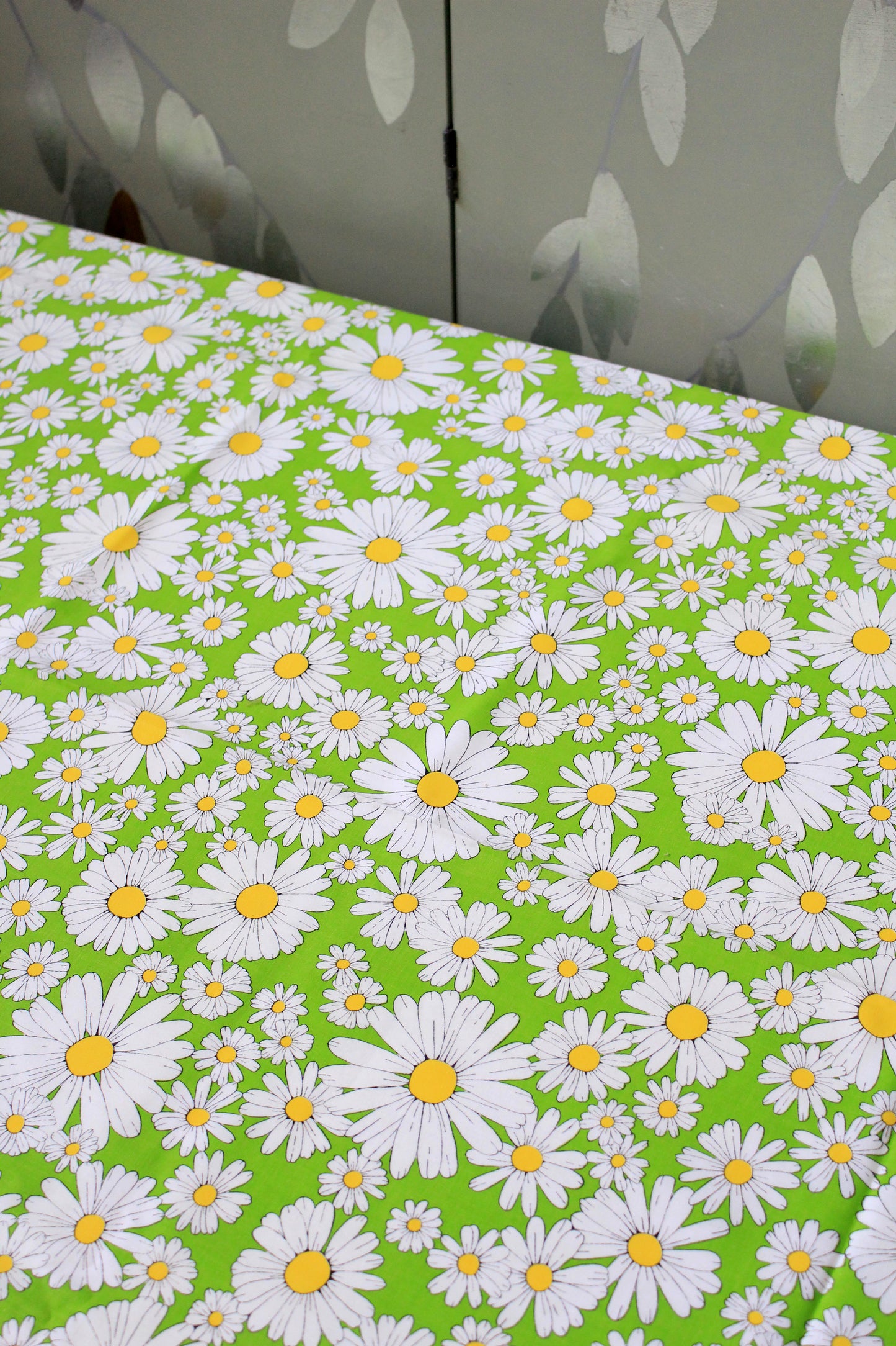 1960s Lime Green Cotton Sewing Fabric With Daisy Flowers , 3.8 Yards