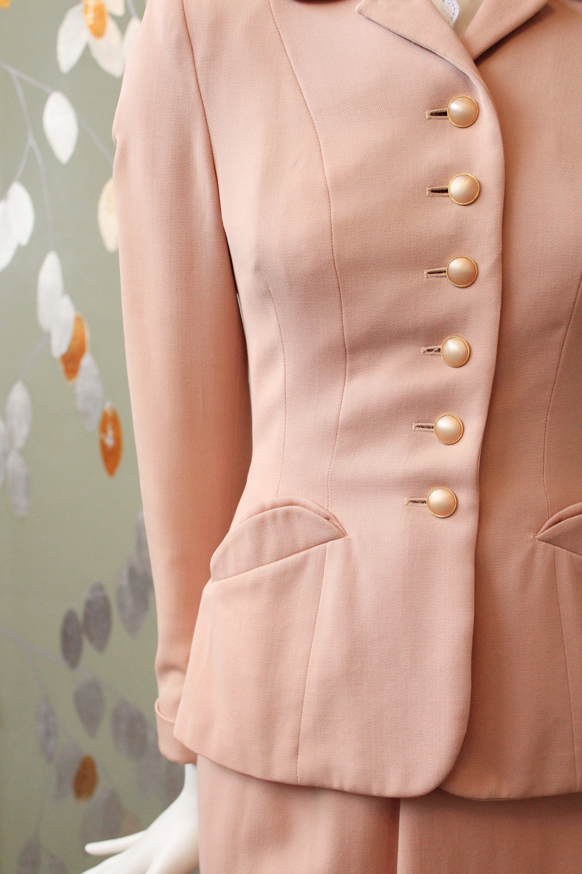 Vintage 1950s Fitted Blush Pink Daytime Spring Skirt Suit Set, XS