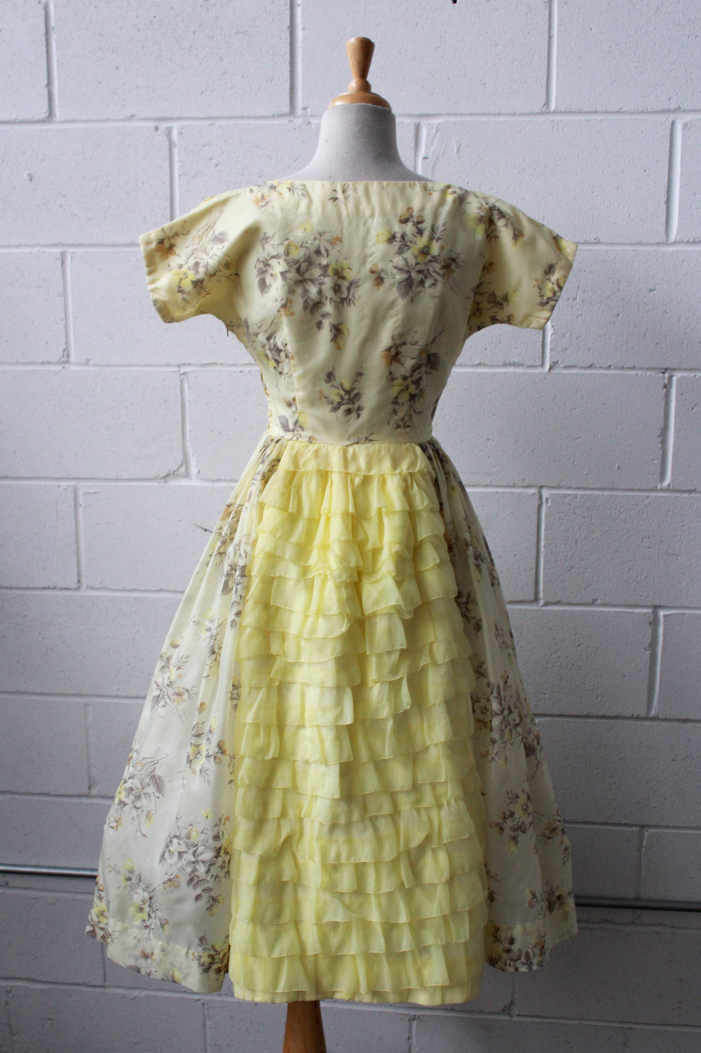 1950s Yellow Floral Dress with Bustle Ruffle Back, Small