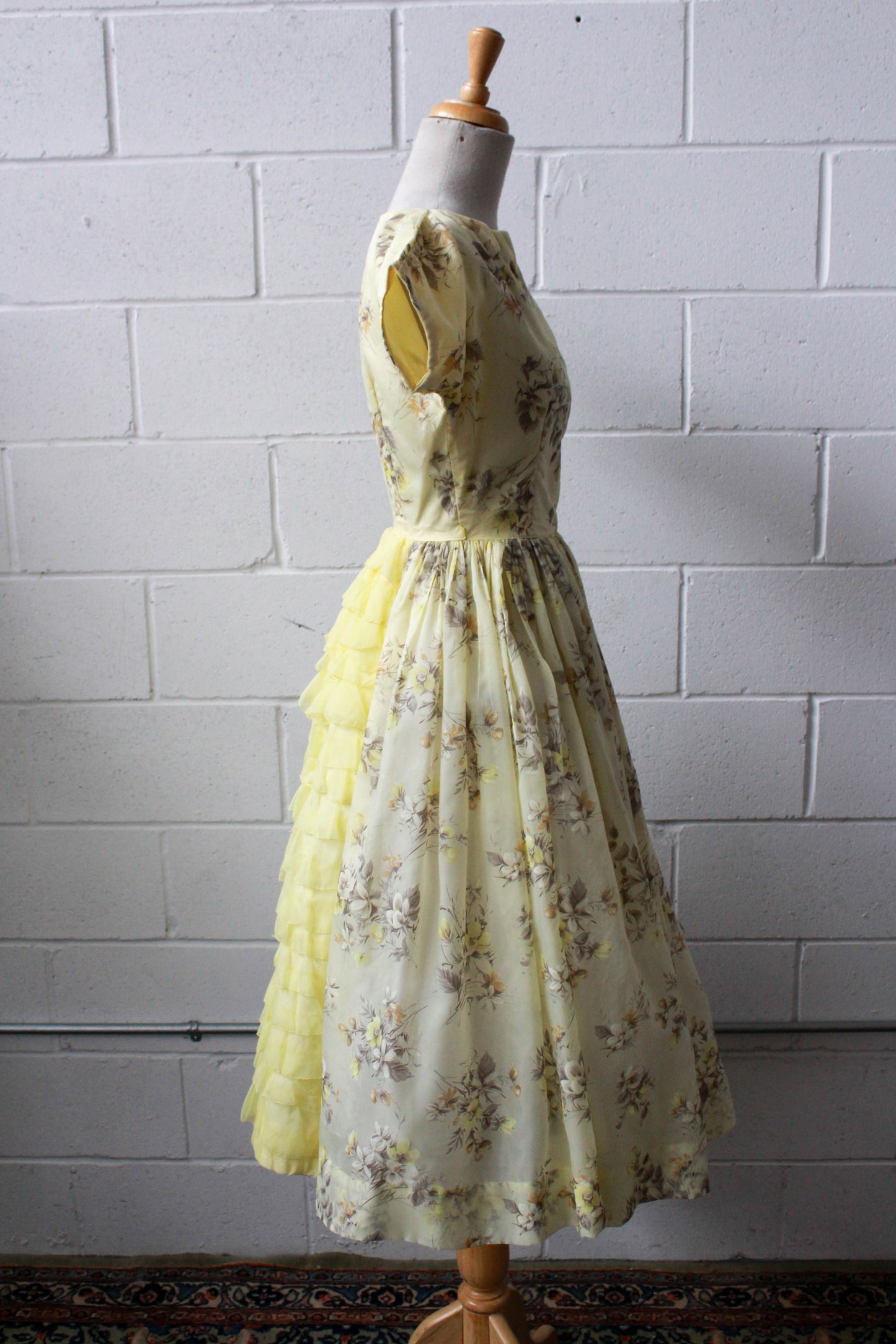 1950s Yellow Floral Dress with Bustle Ruffle Back, Small