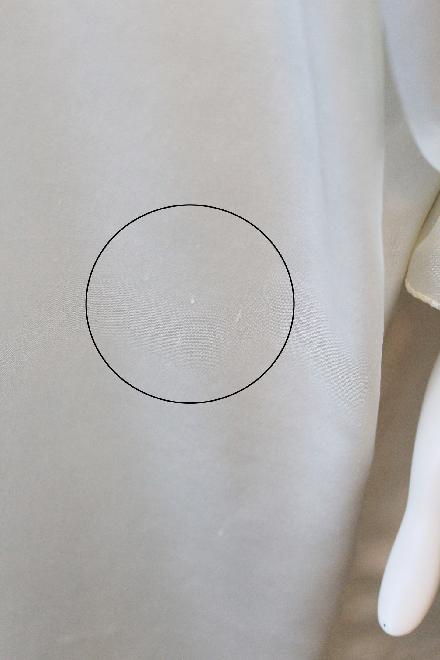 1980s Cream Satin Robe With Rosettes, Medium