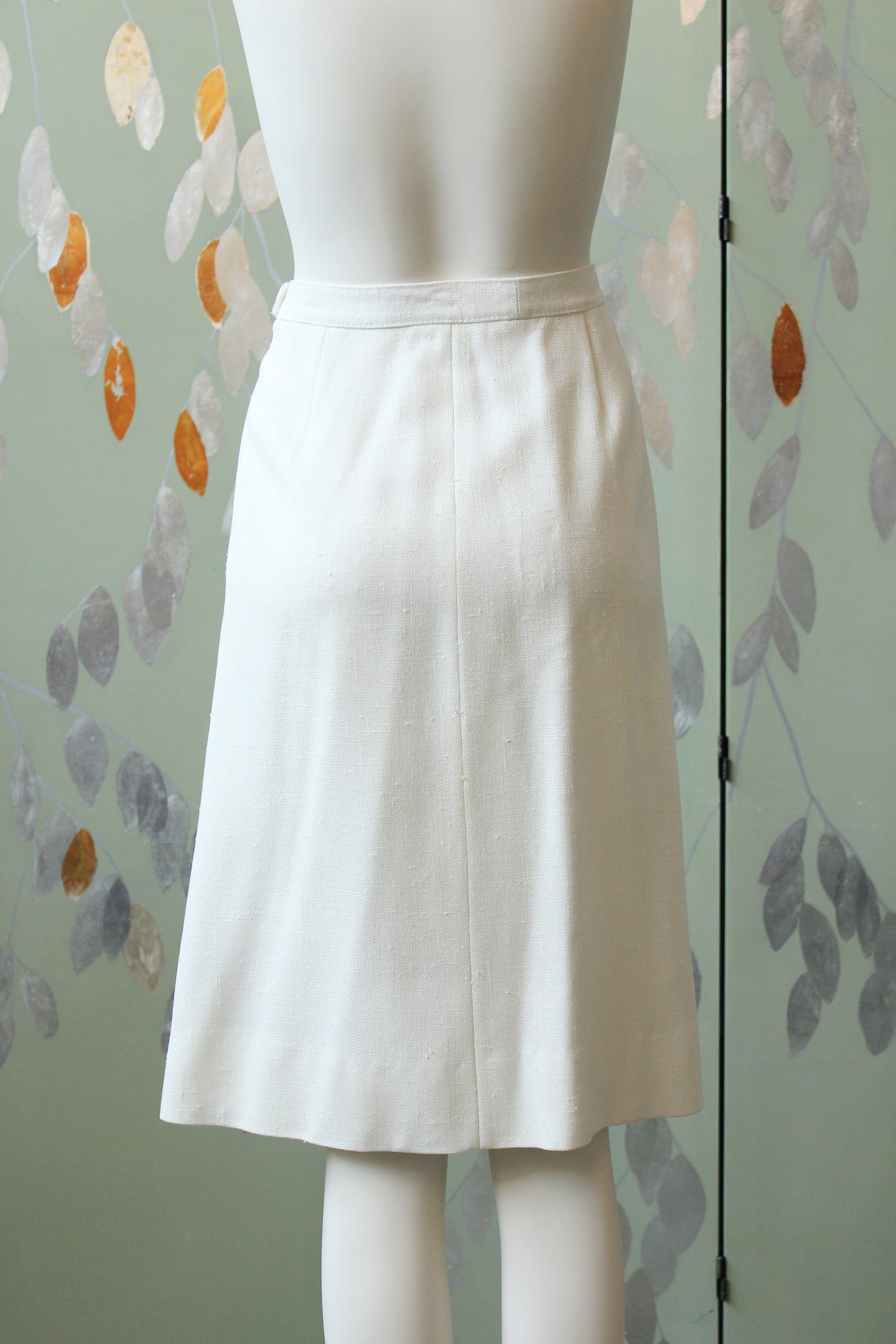 1970s/80s Sporty Anne Klein White/Green Skirt And Jacket 2 PC Matching Set, Large