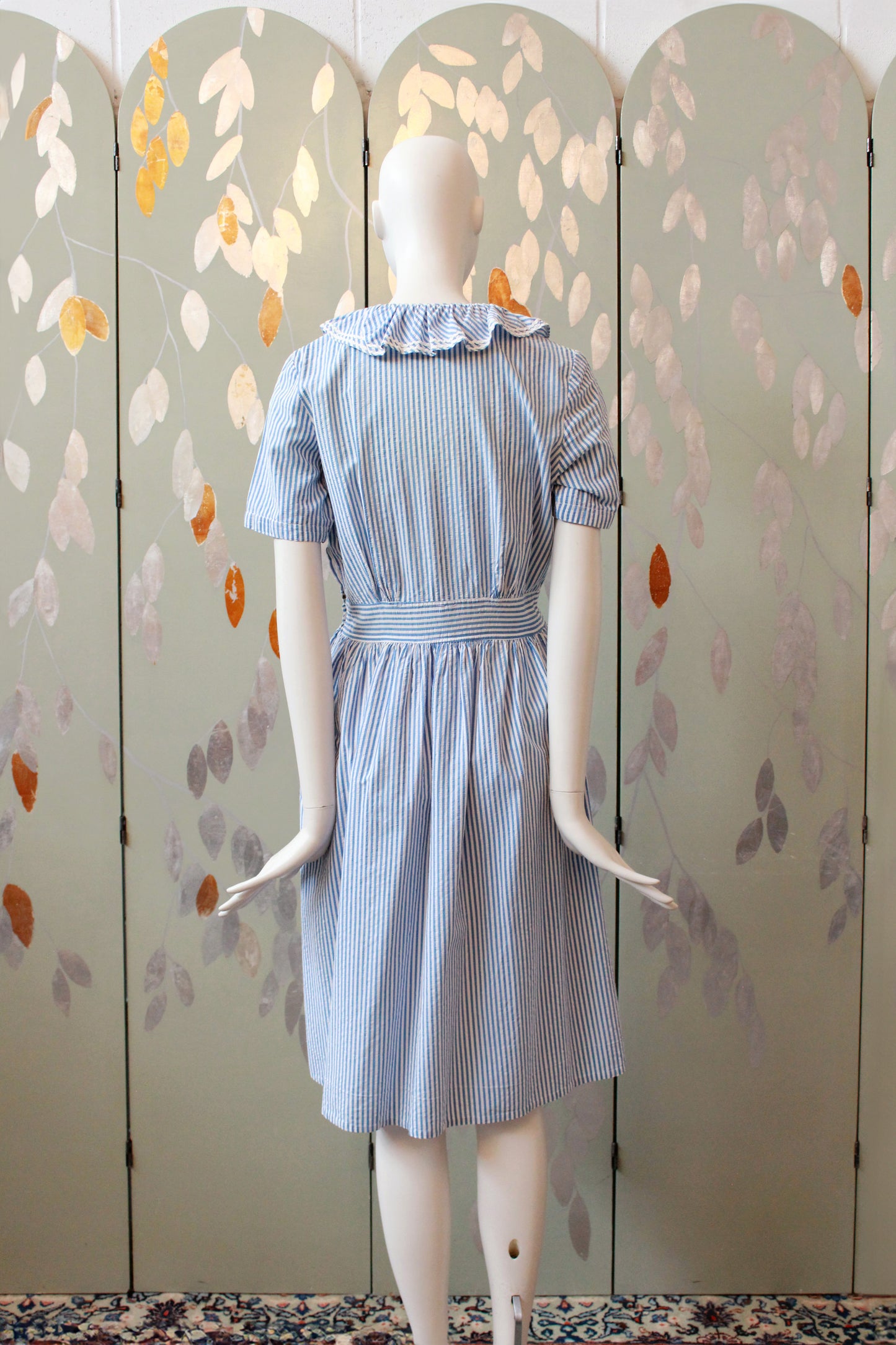 1940s Blue And White Striped Seersucker Short Sleeve Dress 