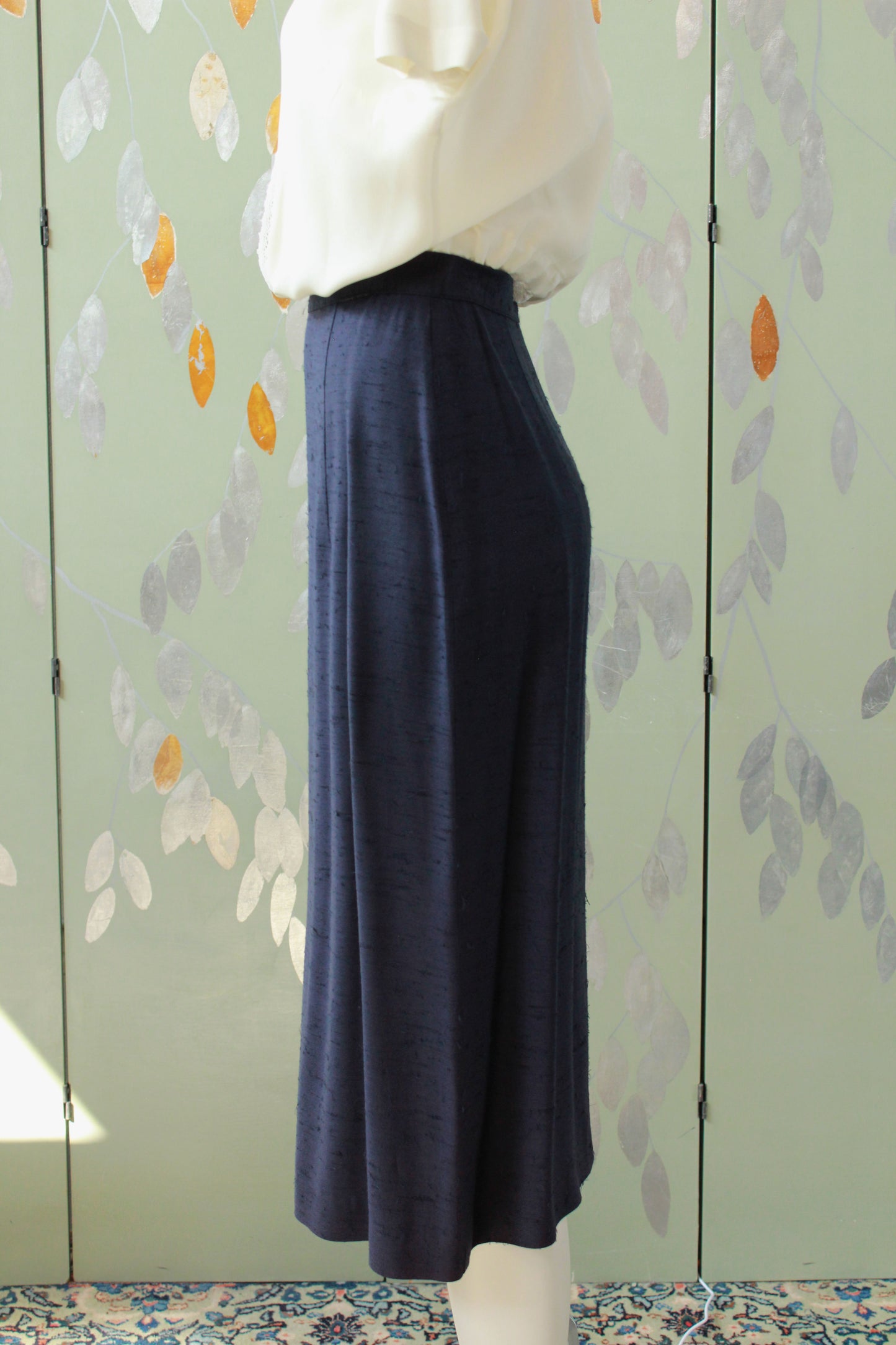 Vintage 1960s Navy Skirt Set With V Neck Bow Closure, XS W25