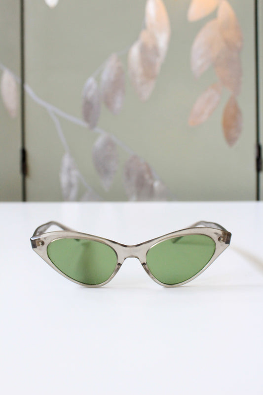 1950s Grey Translucent Cat Eye Sunglasses With Green Lenses 