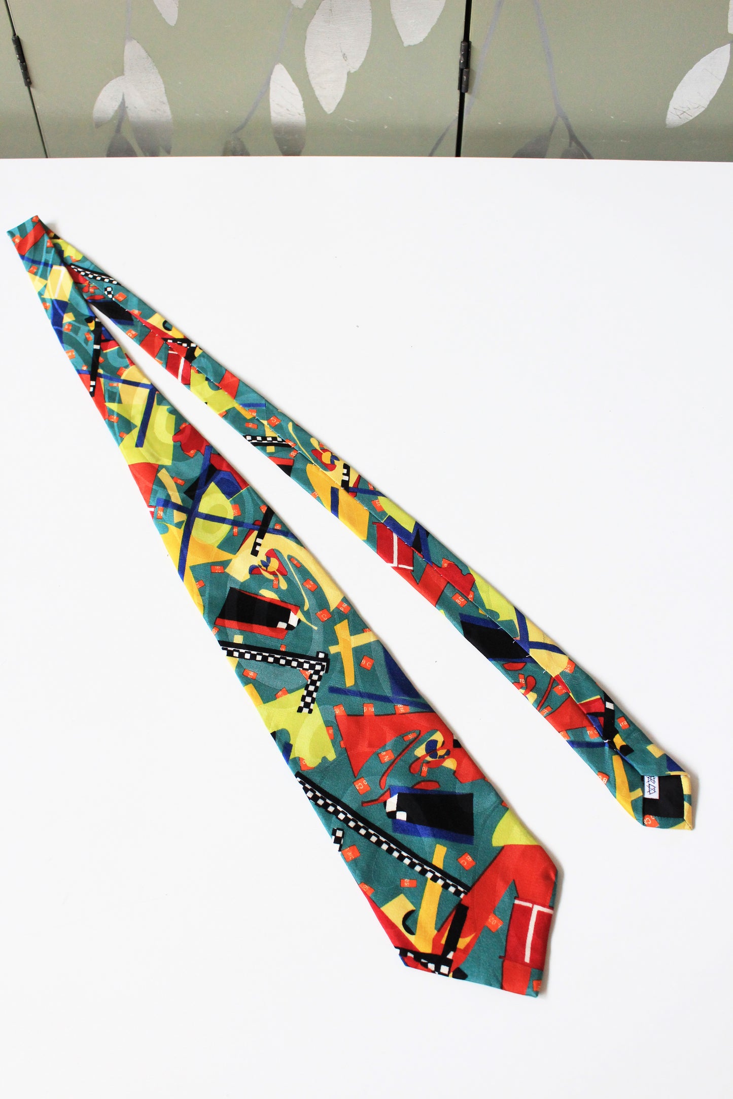 1990s Colourful Memphis Milano Silk Designer Tie In An Abstract Print