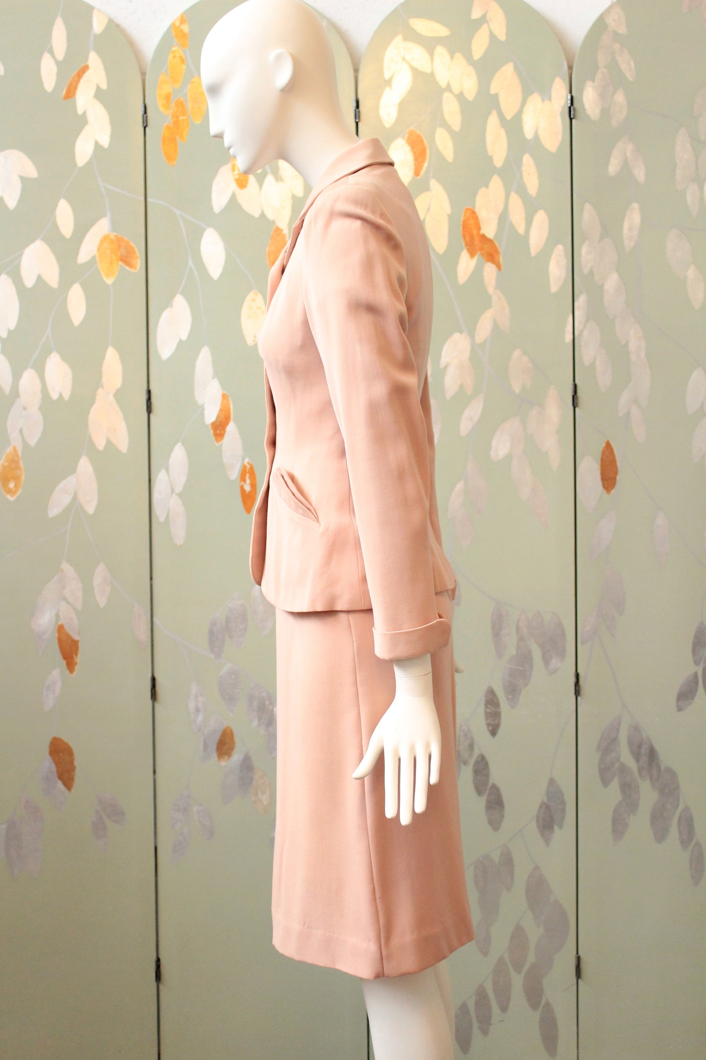 Vintage 1950s Fitted Blush Pink Daytime Spring Skirt Suit Set, XS