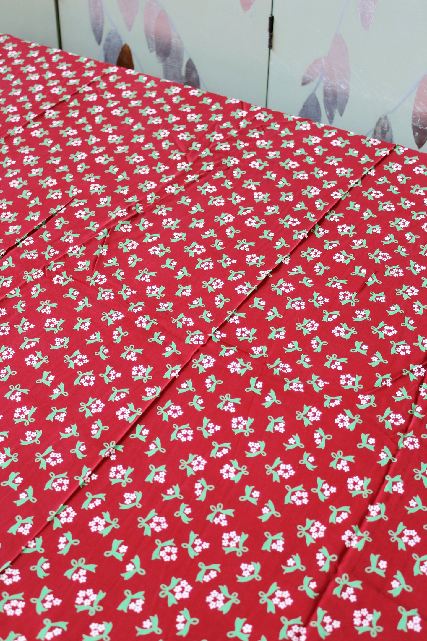 1940s Burgundy With White And Green Ditsy Flower Print Rayon, 3.8 Yards