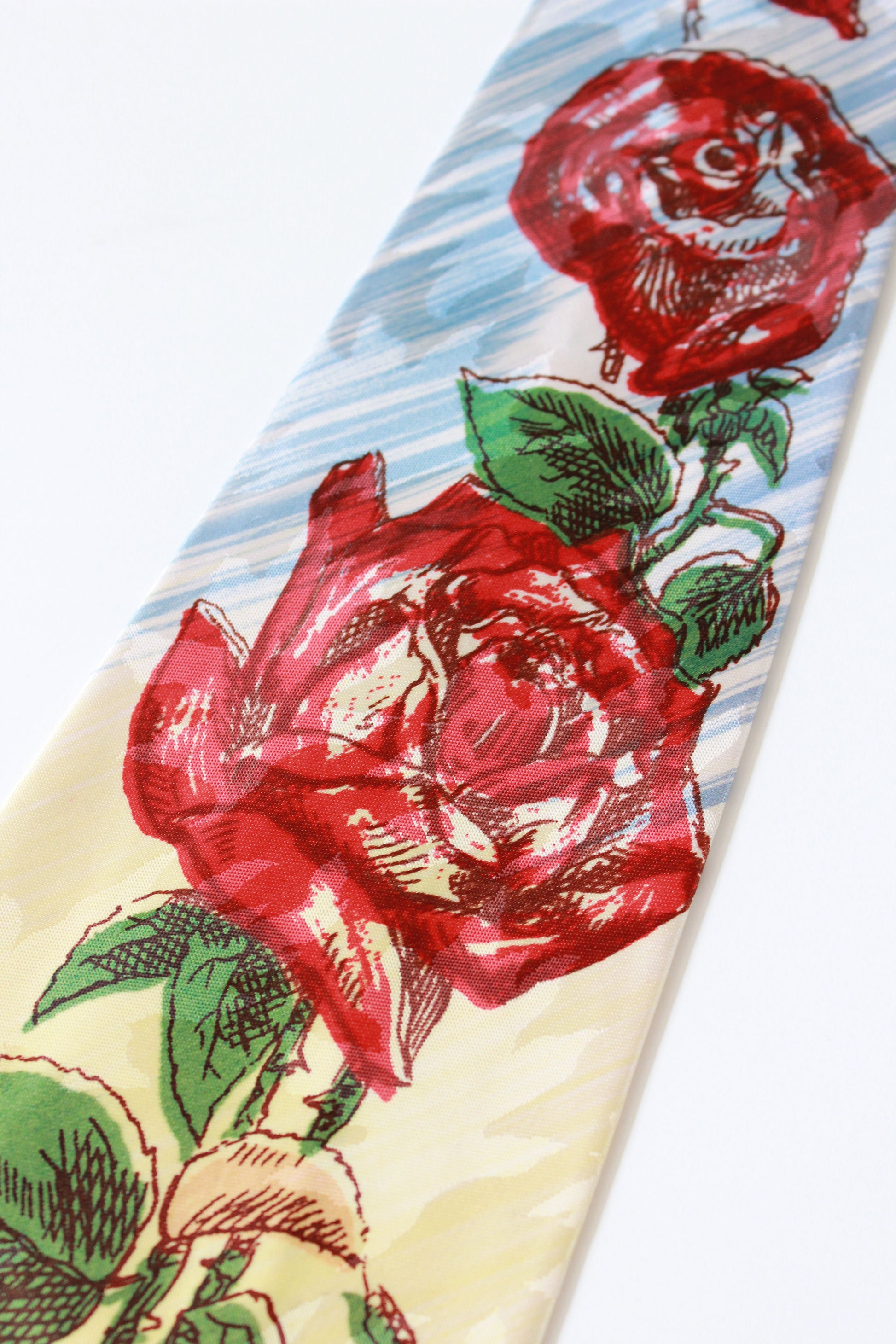 Vintage Late 1940s/Early 1950s Blue Red Rose Rayon Hand Painted Tie