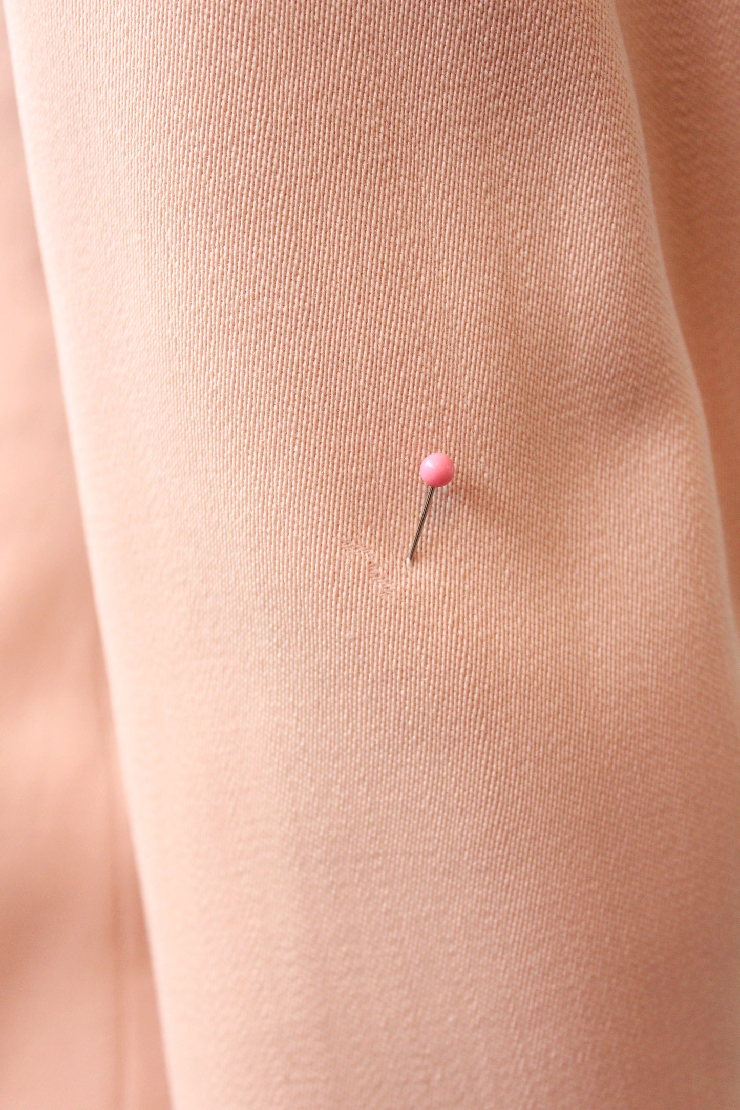 Vintage 1950s Fitted Blush Pink Daytime Spring Skirt Suit Set, XS