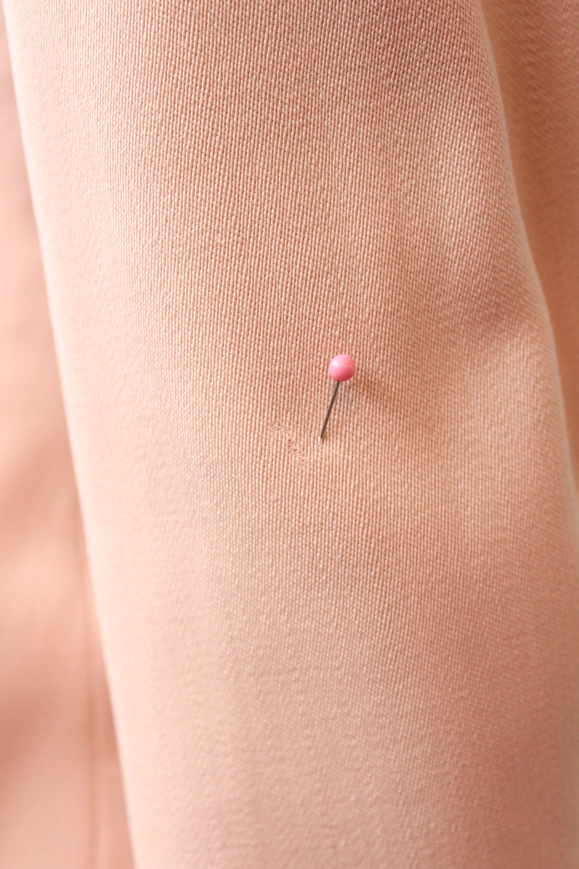 Vintage 1950s Fitted Blush Pink Daytime Spring Skirt Suit Set, XS