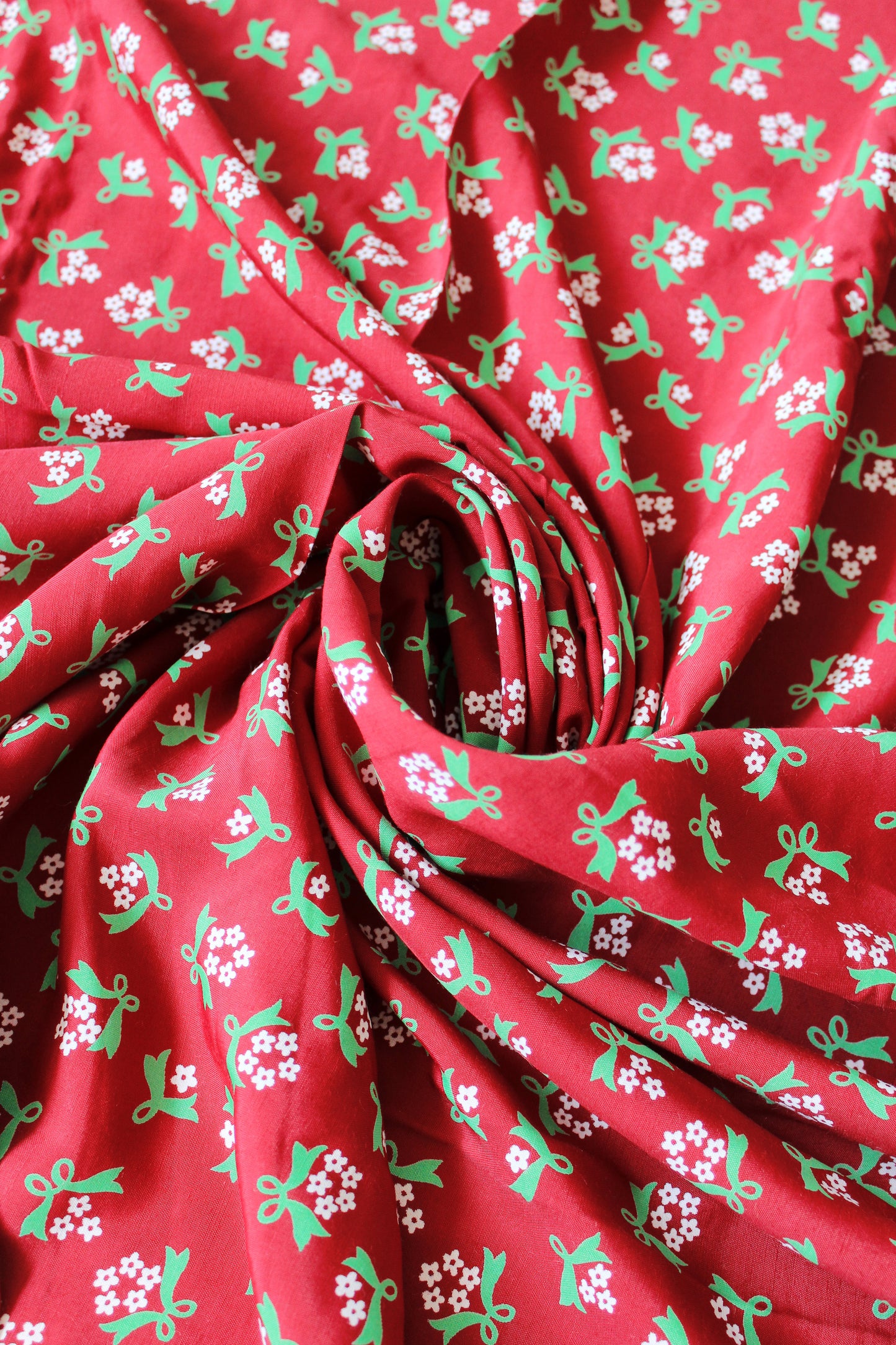 1940s Burgundy With White And Green Ditsy Flower Print Rayon, 3.8 Yards