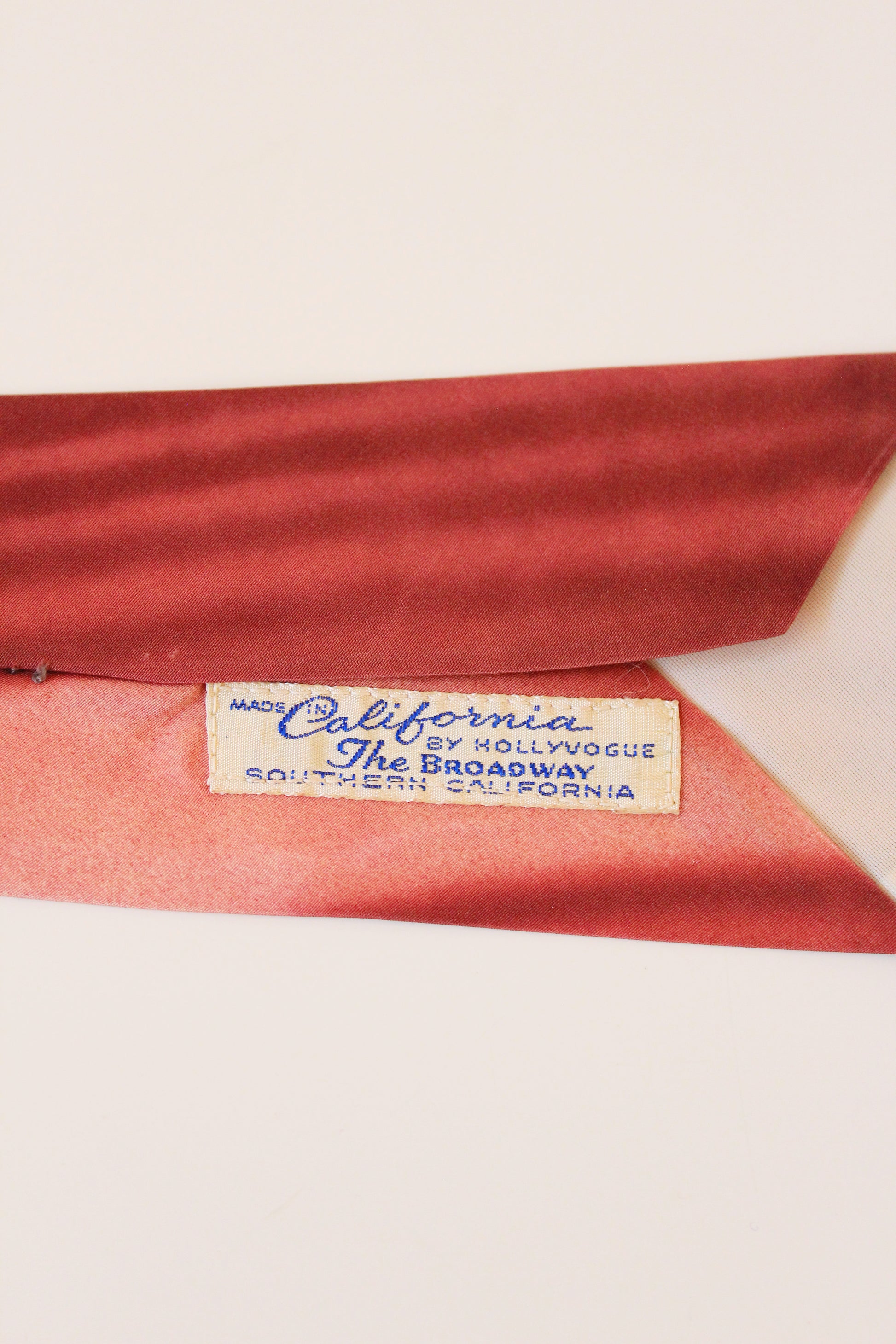 Vintage 1940s Red And Blue Abstract Line Ties