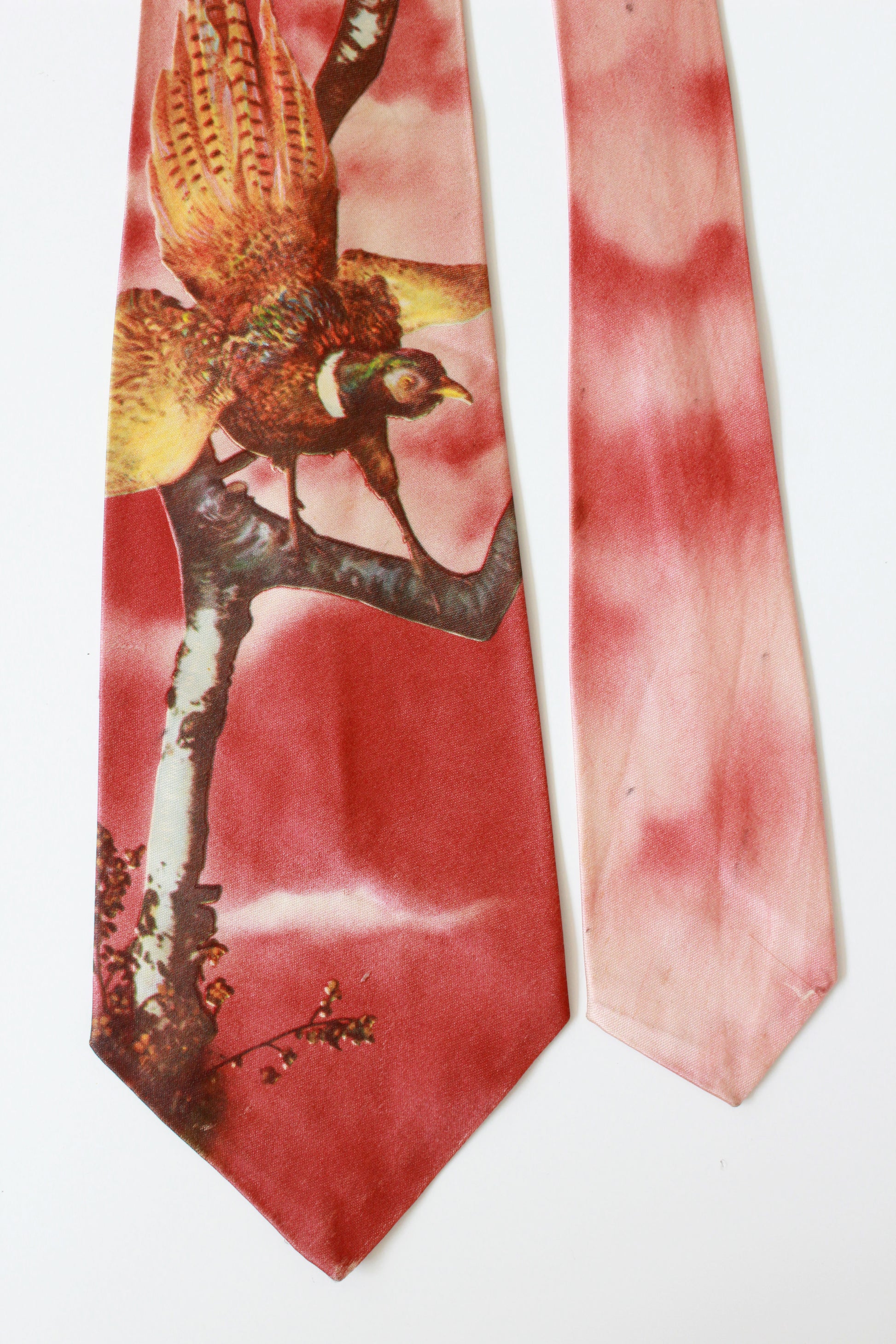 Vintage 1950s Red Rayon Pheasant Photo Print Tie, Mid Century