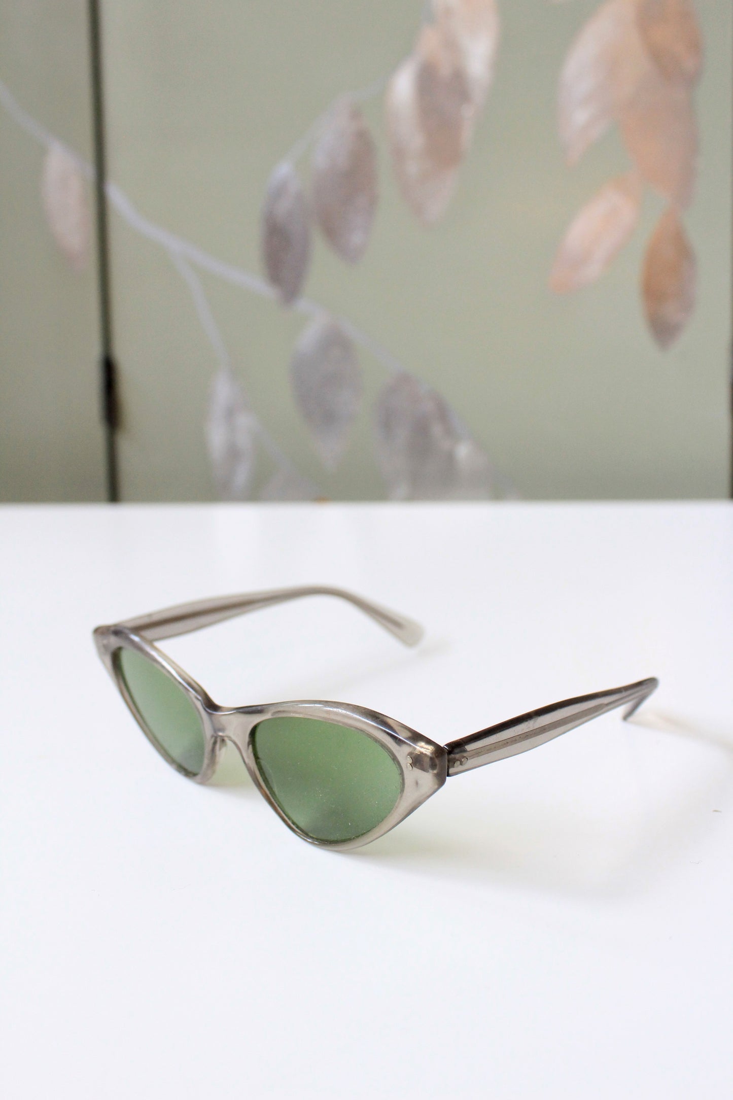 1950s Grey Translucent Cat Eye Sunglasses With Green Lenses 
