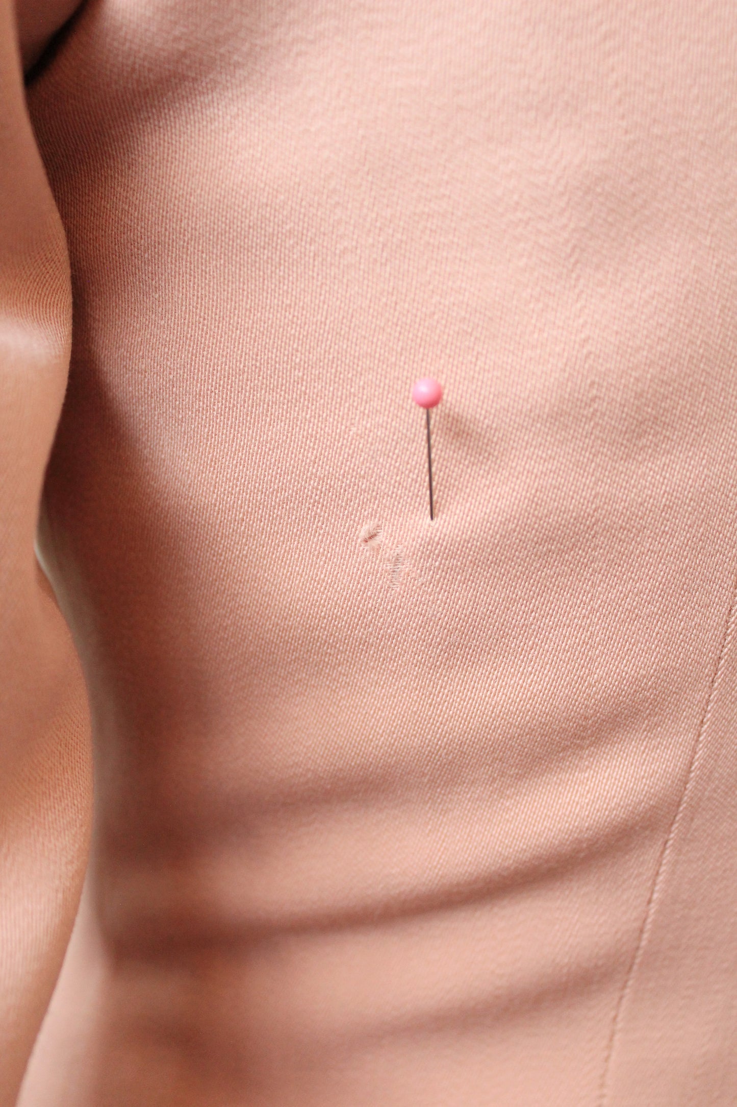 Vintage 1950s Fitted Blush Pink Daytime Spring Skirt Suit Set, XS