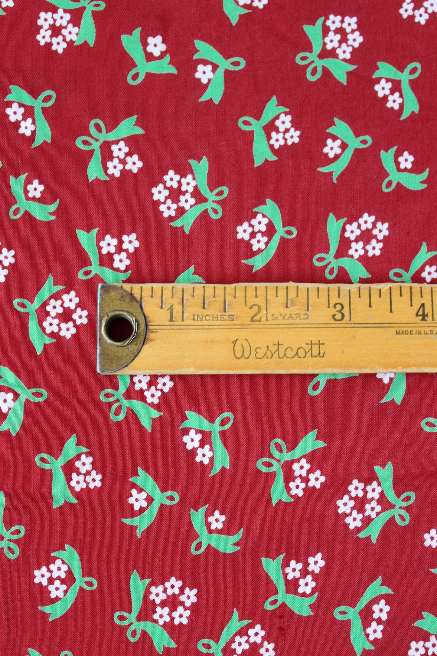 1940s Burgundy With White And Green Ditsy Flower Print Rayon, 3.8 Yards