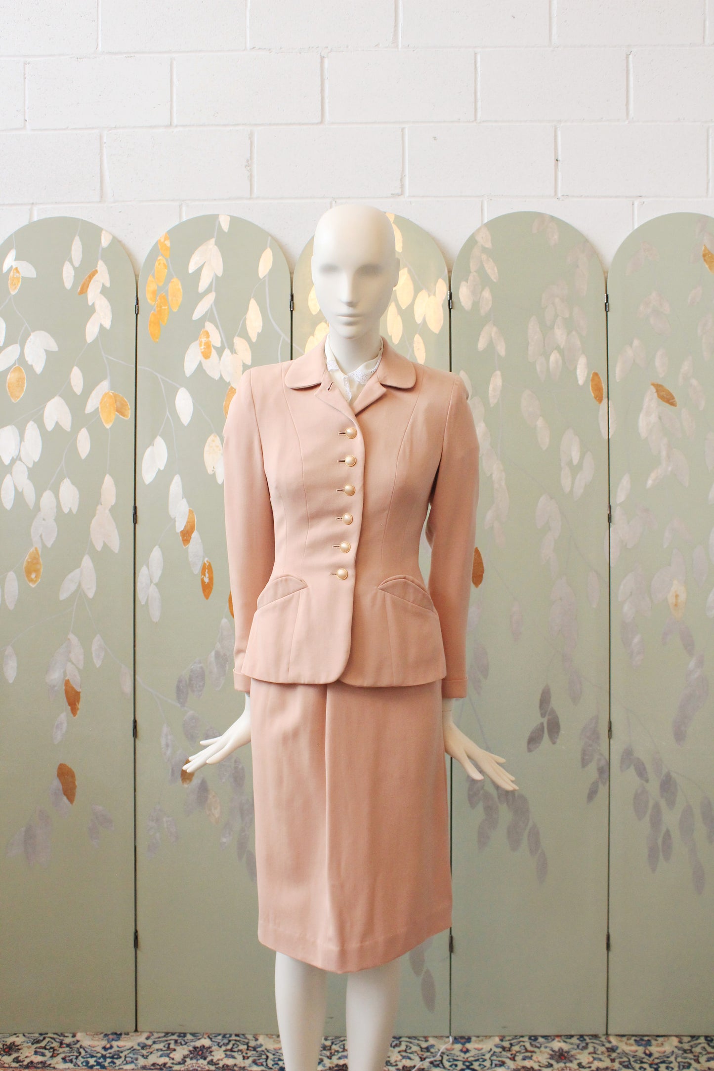 Vintage 1950s Fitted Blush Pink Daytime Spring Skirt Suit Set, XS