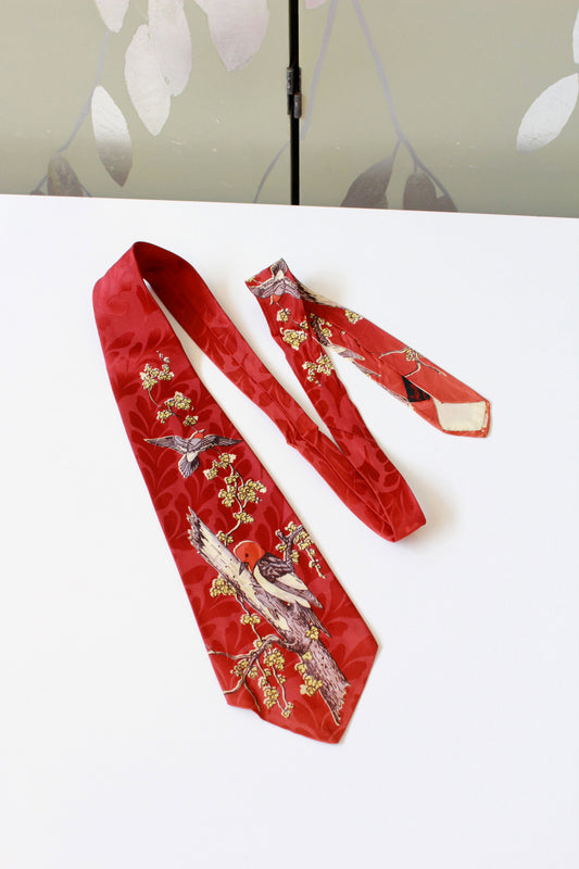 Vintage 1940s Red Headed Woodpecker Rayon Tie