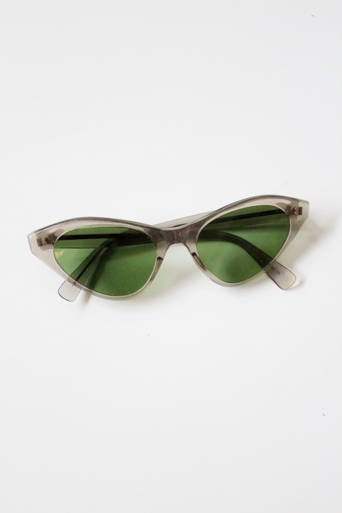 1950s Grey Translucent Cat Eye Sunglasses With Green Lenses 