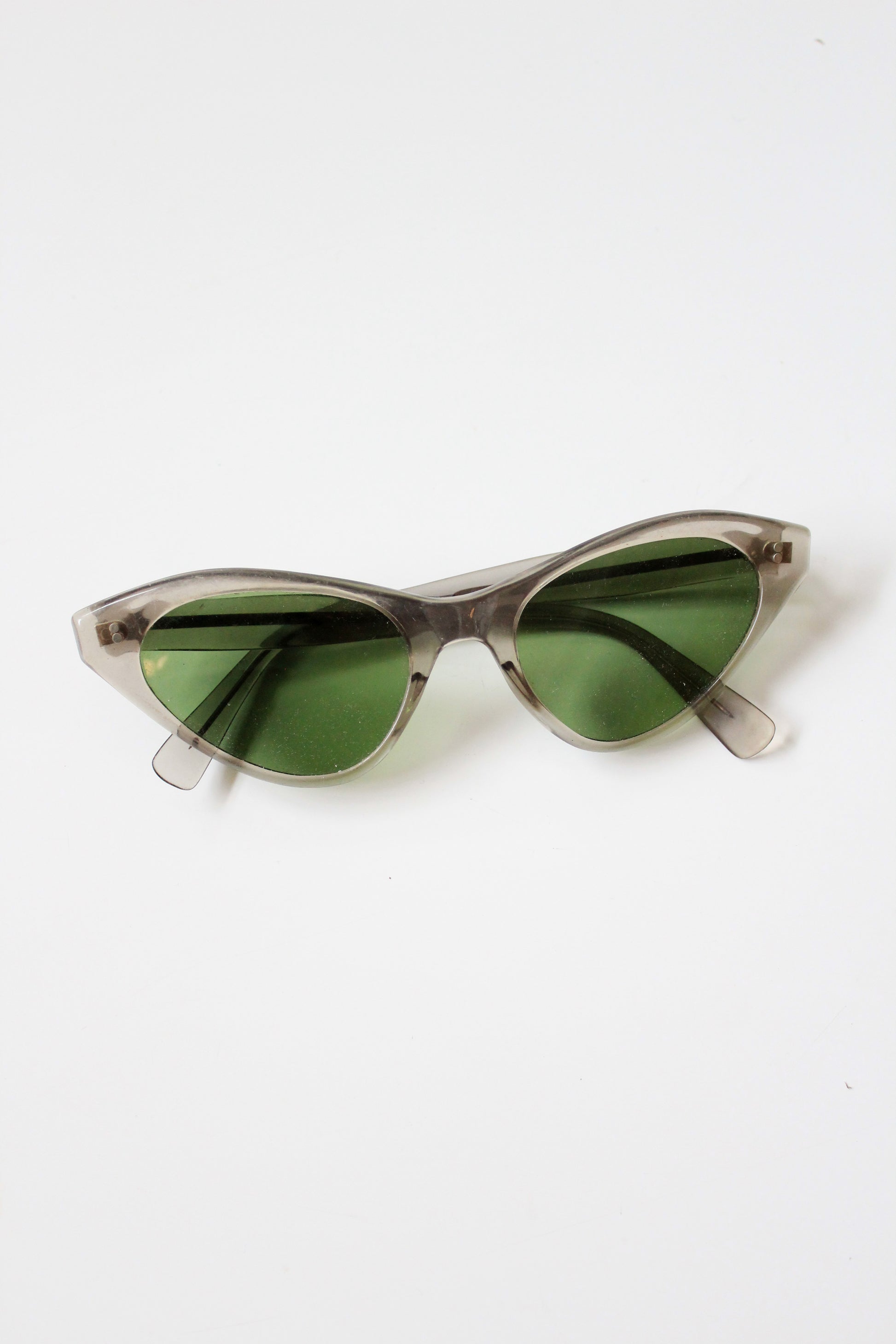 1950s Grey Translucent Cat Eye Sunglasses With Green Lenses 