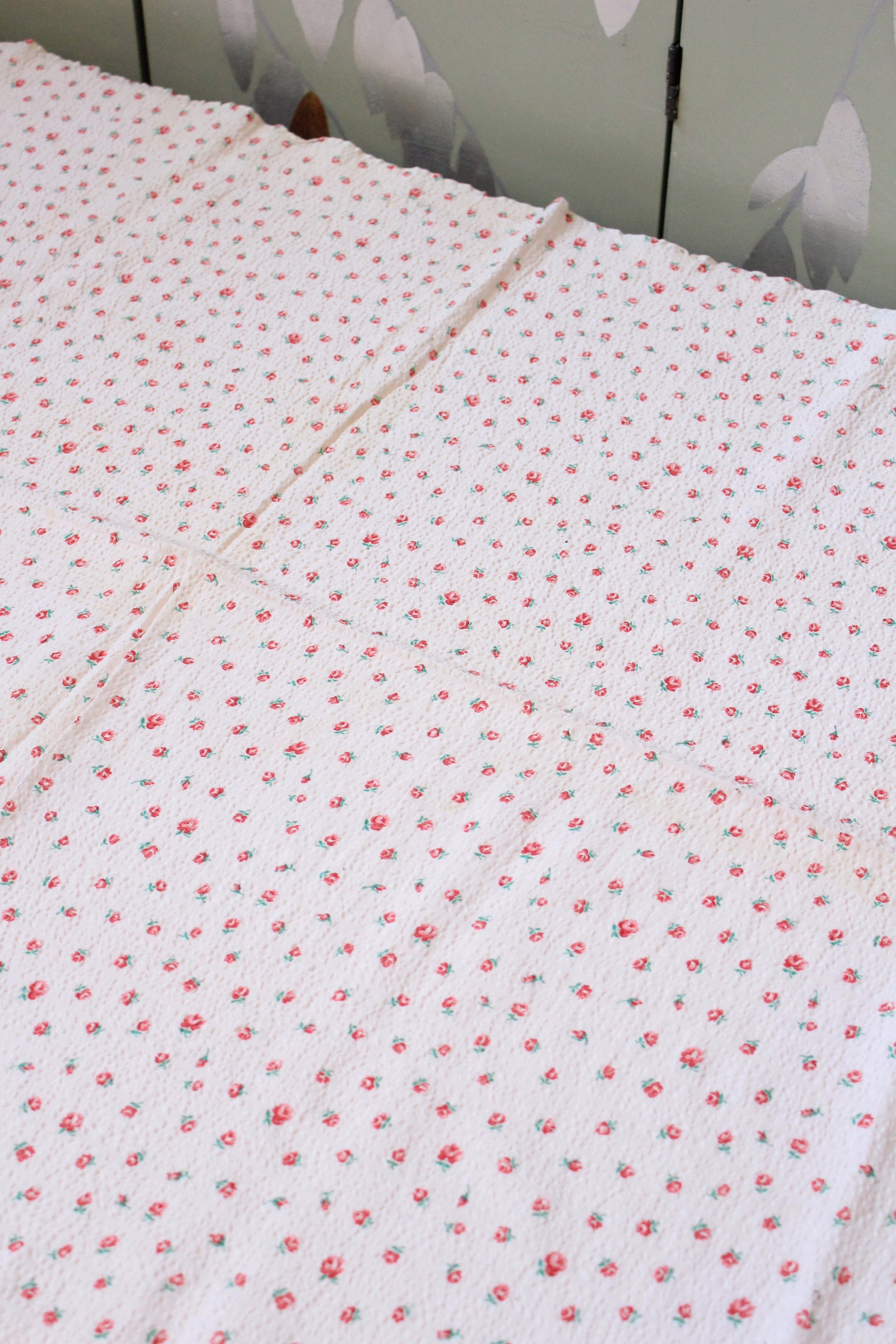 1950s Light Pink Ditsy Flower Cotton Sewing Fabric, 2.9 Yards