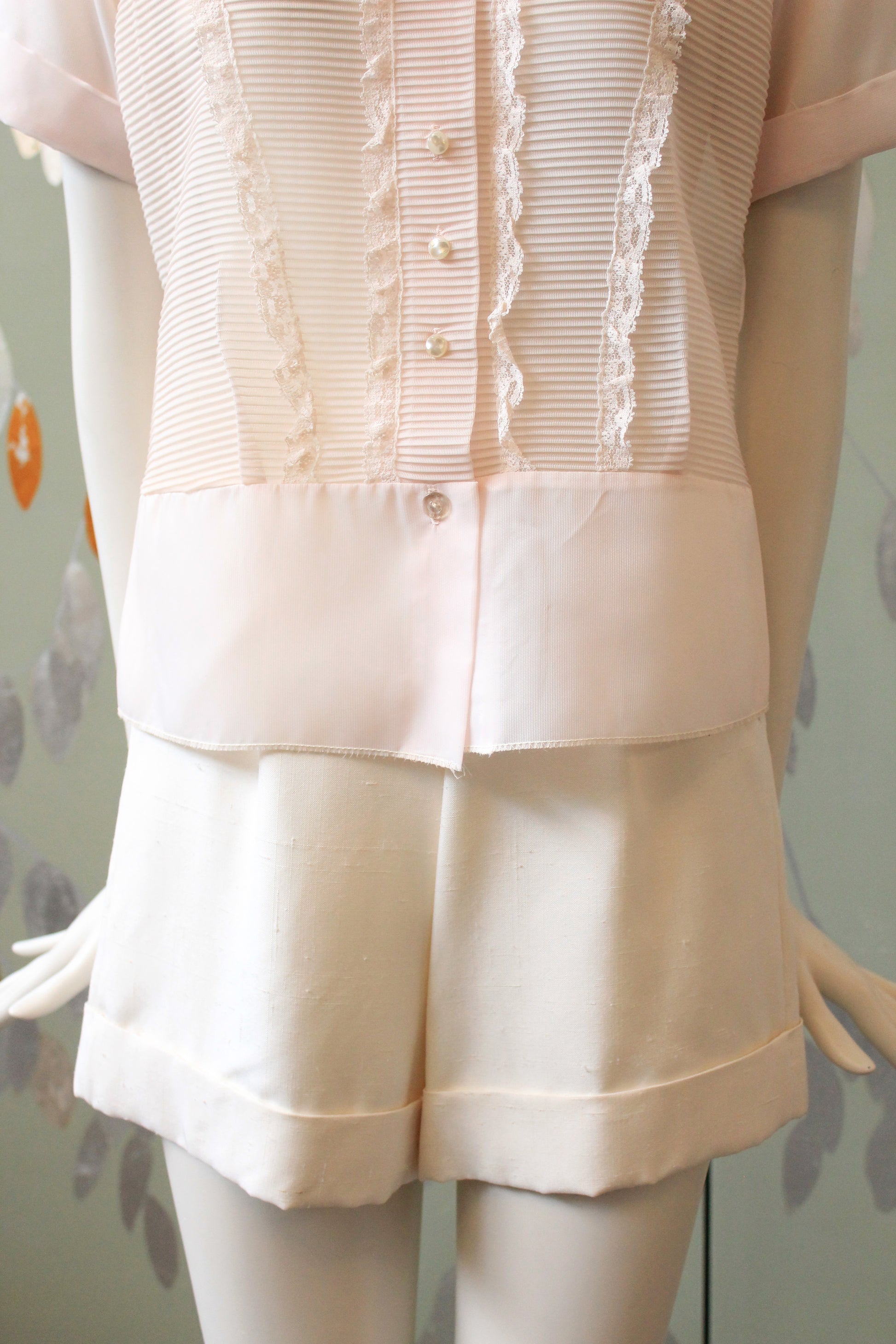 Vintage 1950s Light Pink Nylon Short Sleeve Blouse With Pintucks, M