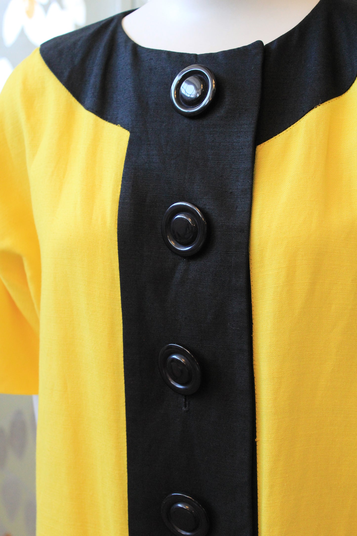 1980s Black And Yellow Oversized Buttons Shift Dress, Medium