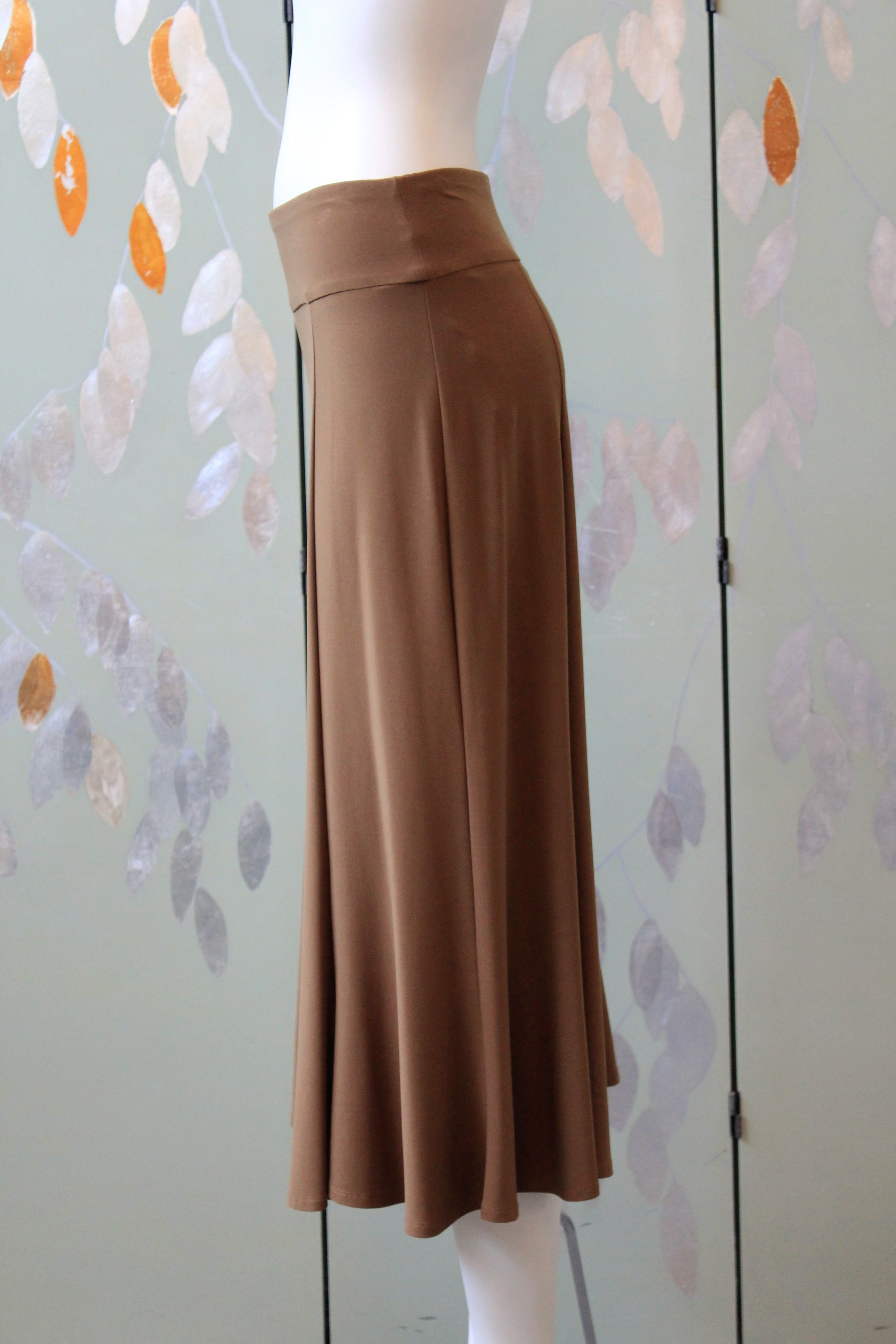 Early 2000s Jones New York Tan Matching Lounge Set, Small 