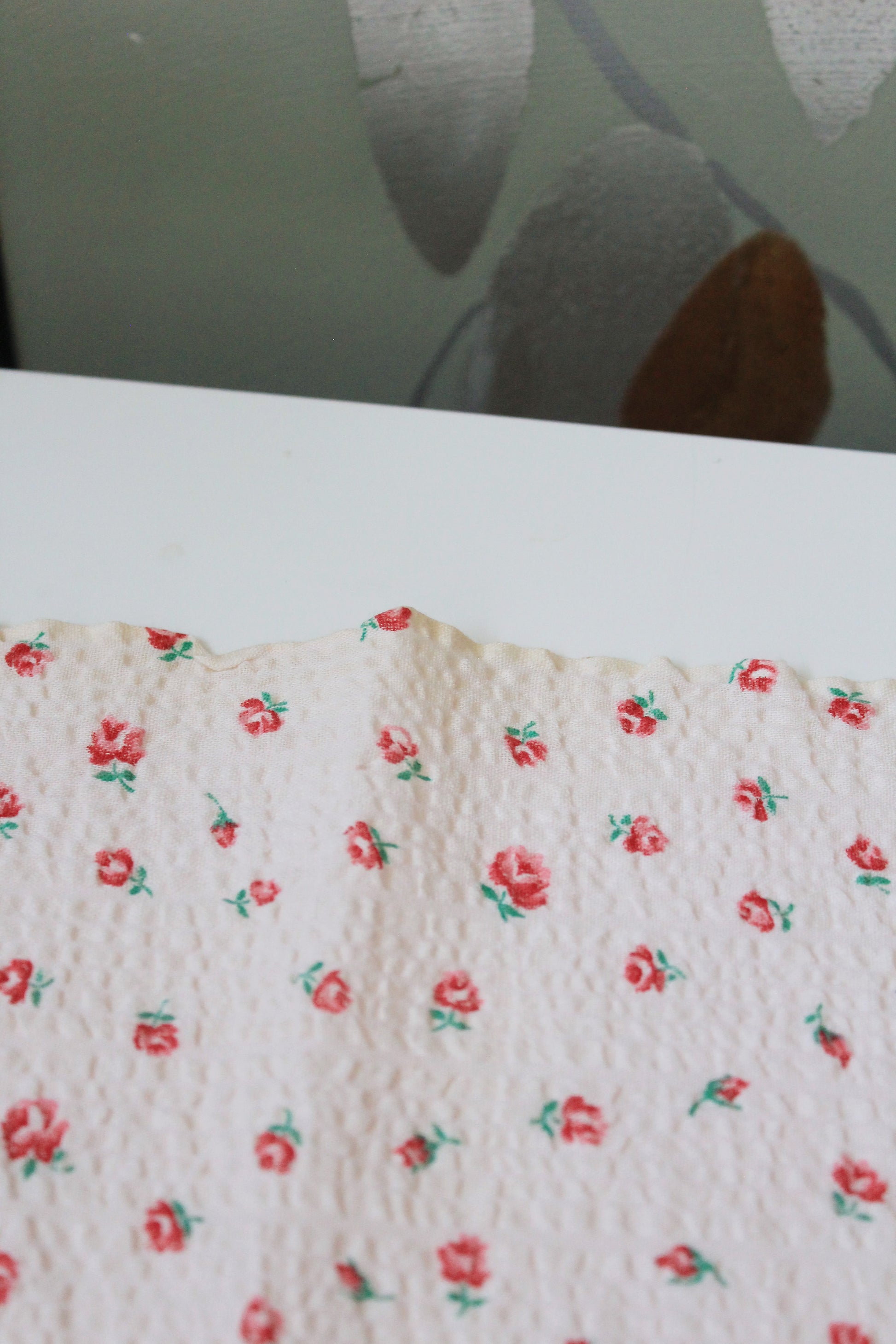 1950s Light Pink Ditsy Flower Cotton Sewing Fabric, 2.9 Yards