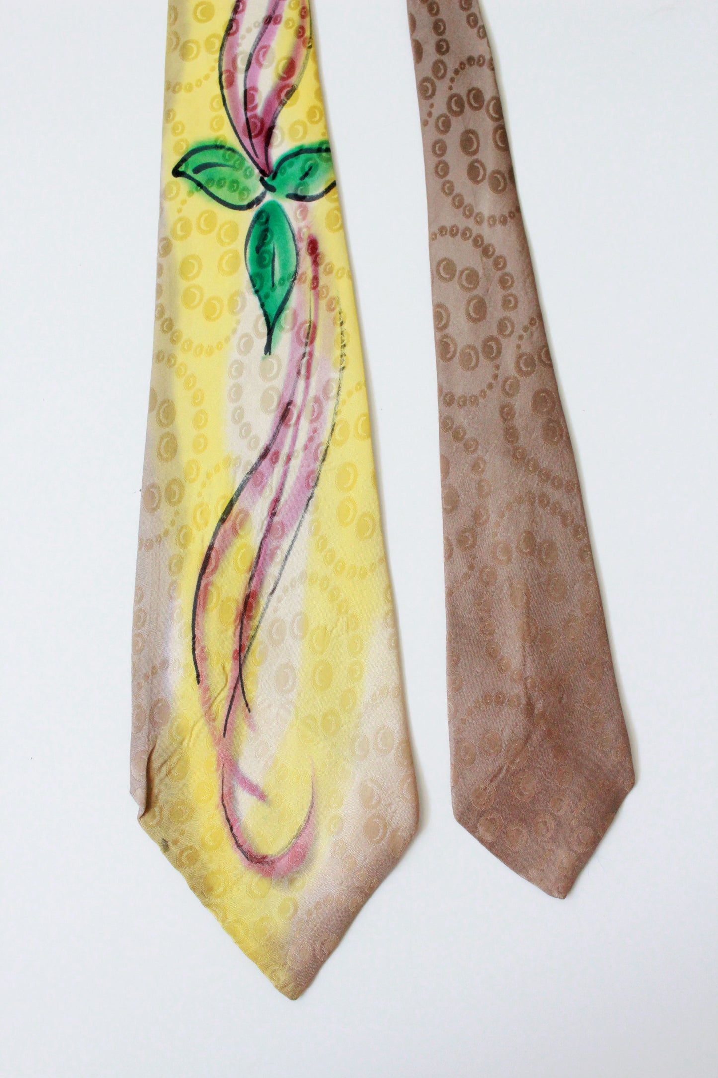 Vintage 1950s Silk Hand Painted Yellow And Taupe Tie