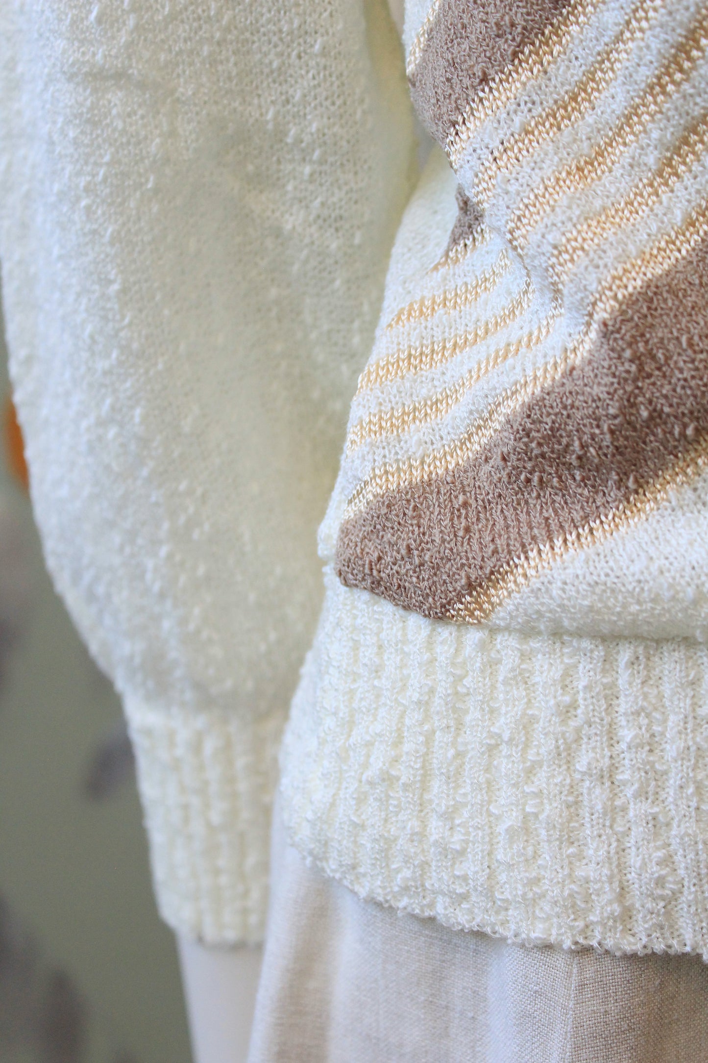 1980s Cream Diagonal Line Deadstock Bracelet Sleeve length Cream Knit Top, Small