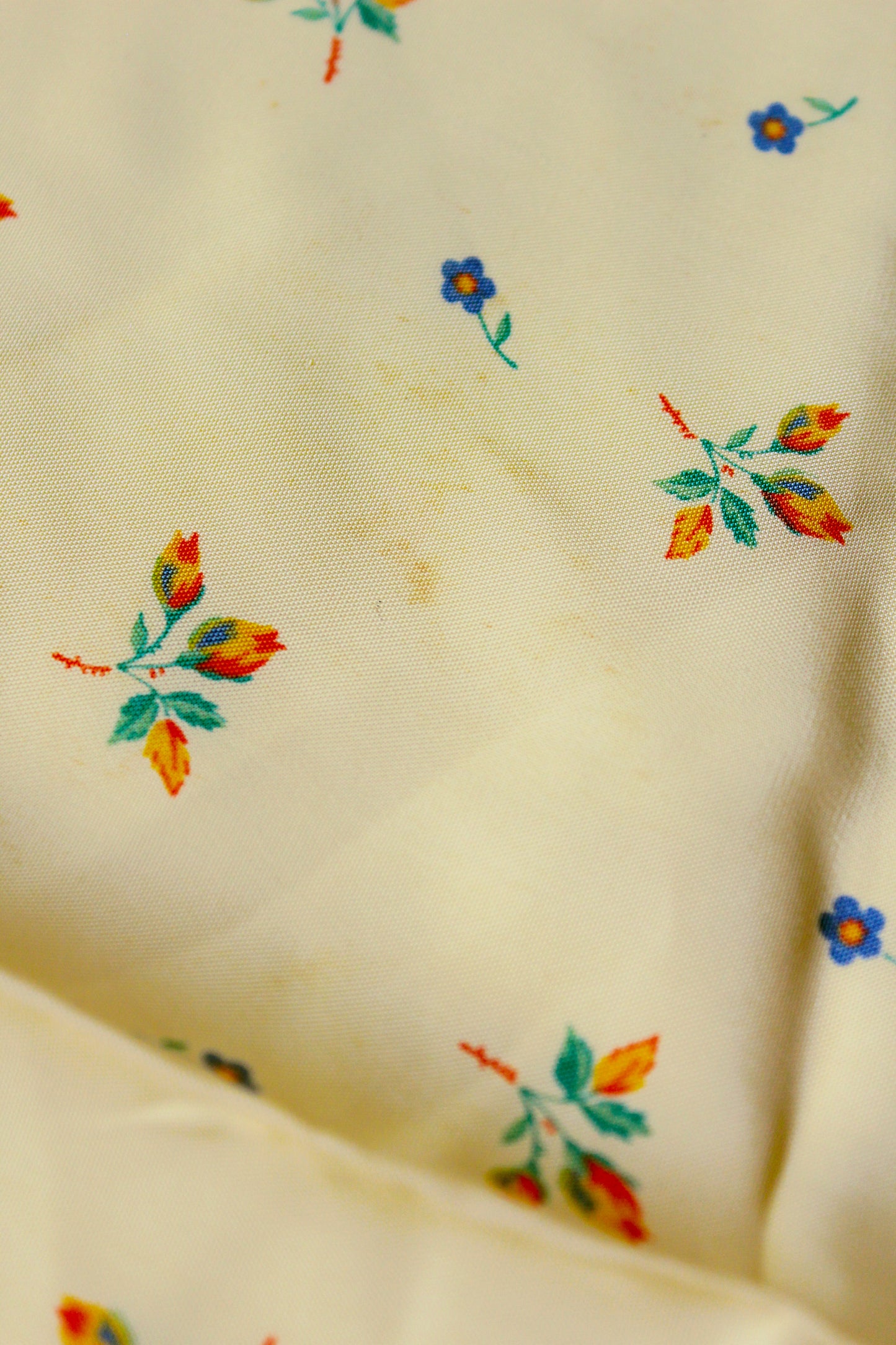 1940s Butter Yellow Small Ditsy Floral Print Rayon Sewing Fabric, 7 Yards