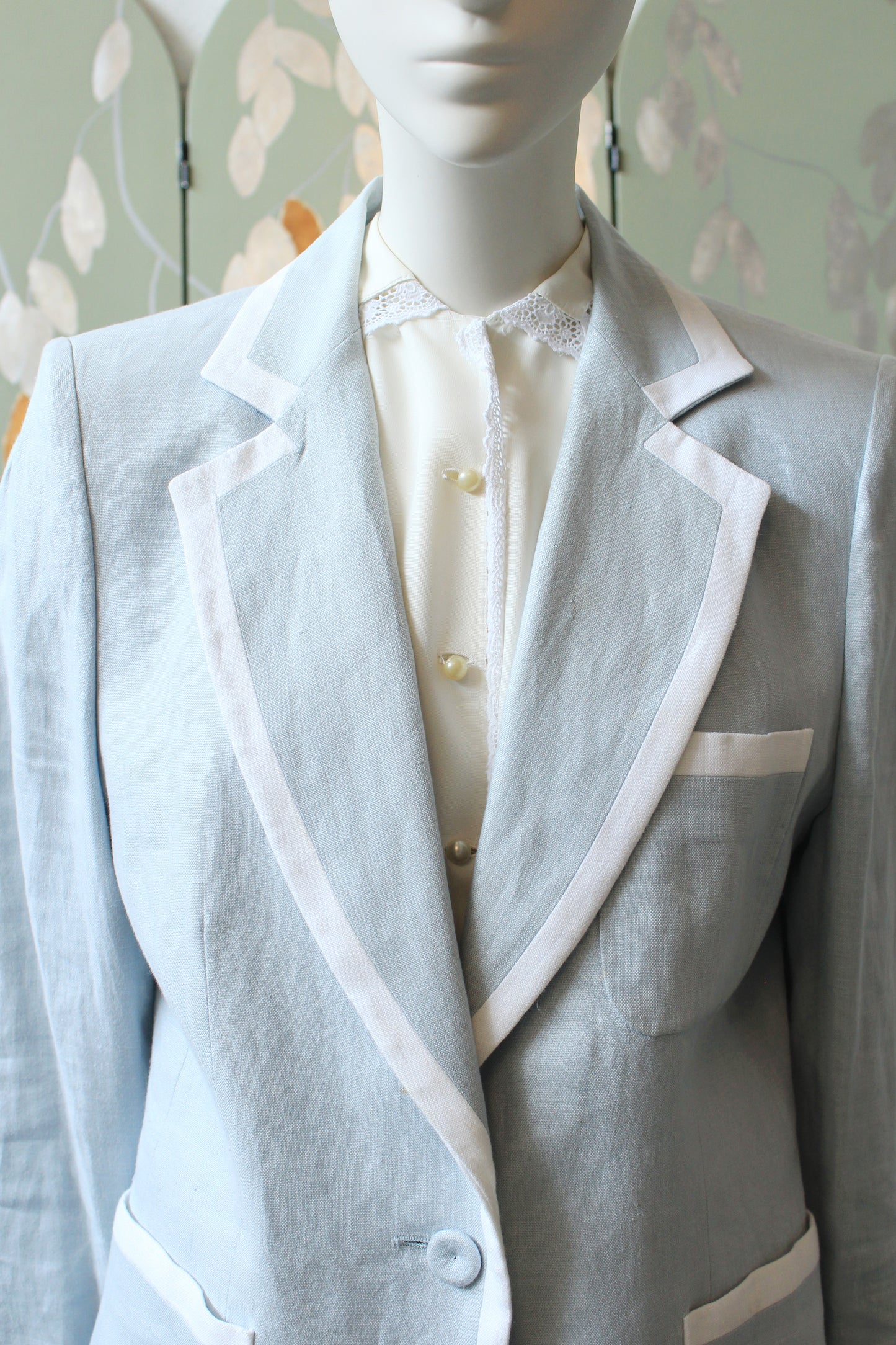 1980s Carven Light Blue With White Trim Linen Designer Blazer, Medium