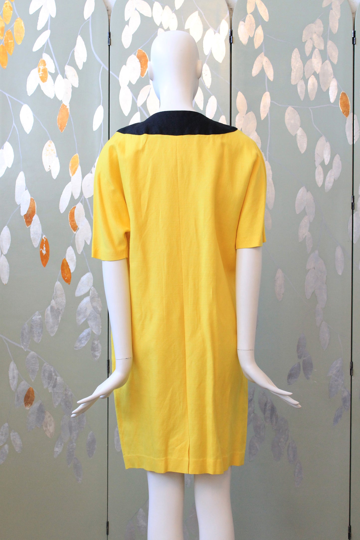 1980s Black And Yellow Oversized Buttons Shift Dress, Medium