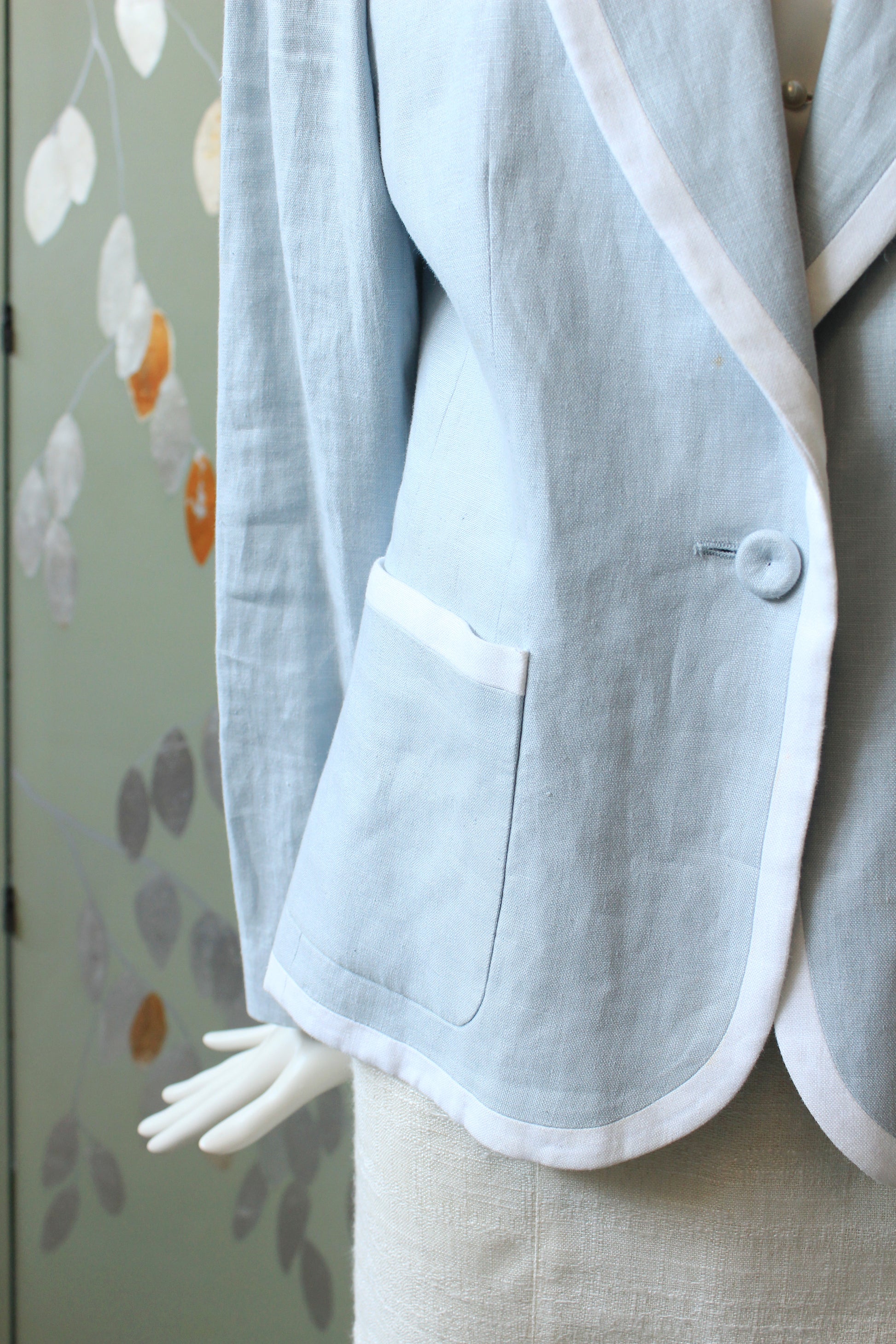 1980s Carven Light Blue With White Trim Linen Designer Blazer, Medium