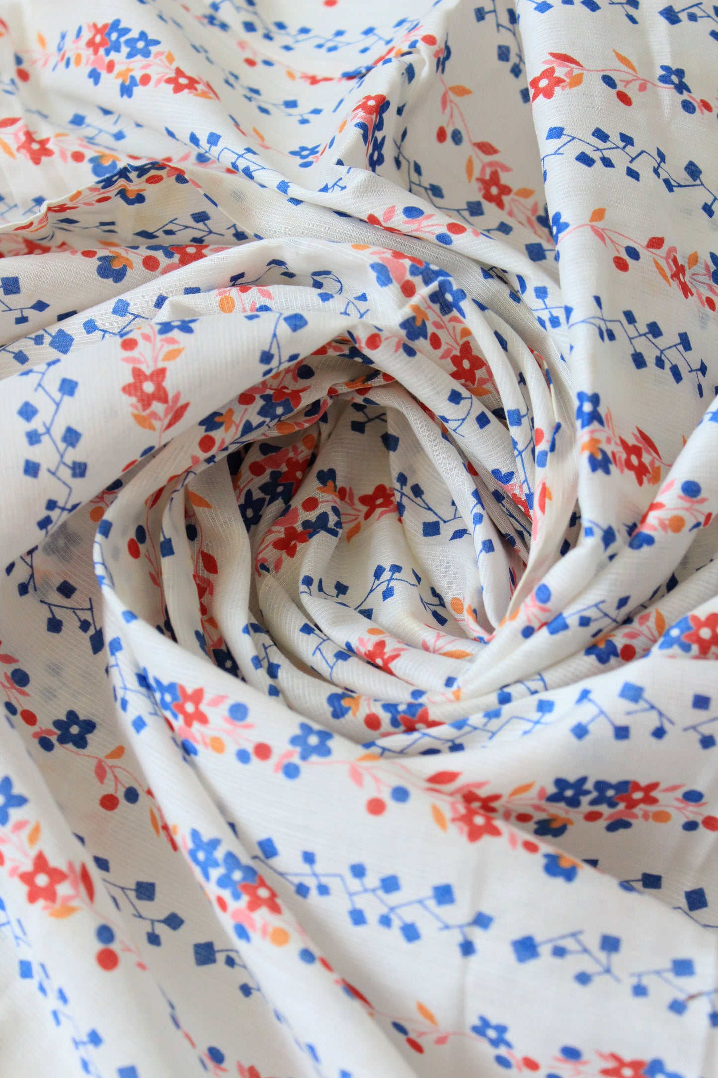 1940s White Cotton Sewing Fabric With Blue And Red Flowers, 3.6 Yards