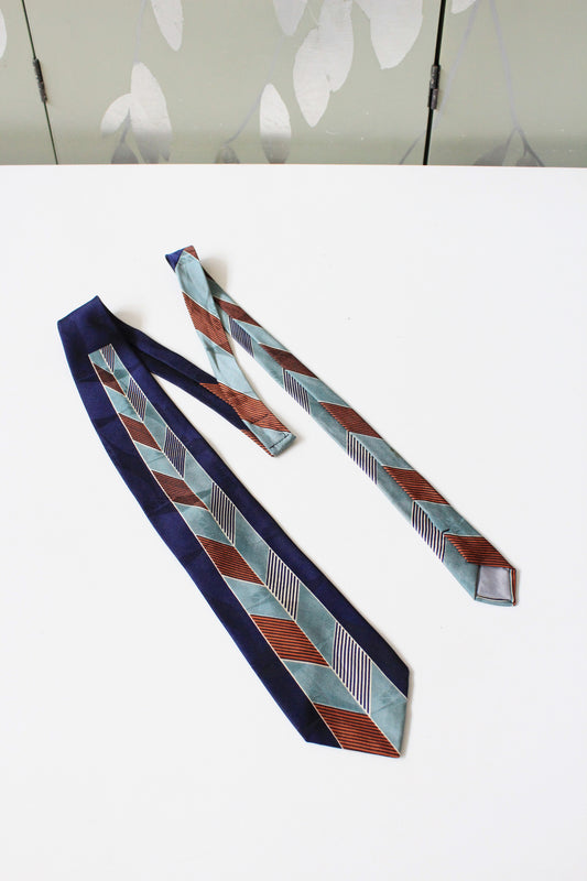 1990s Modules Blue And Teal Graphic Silk Tie 