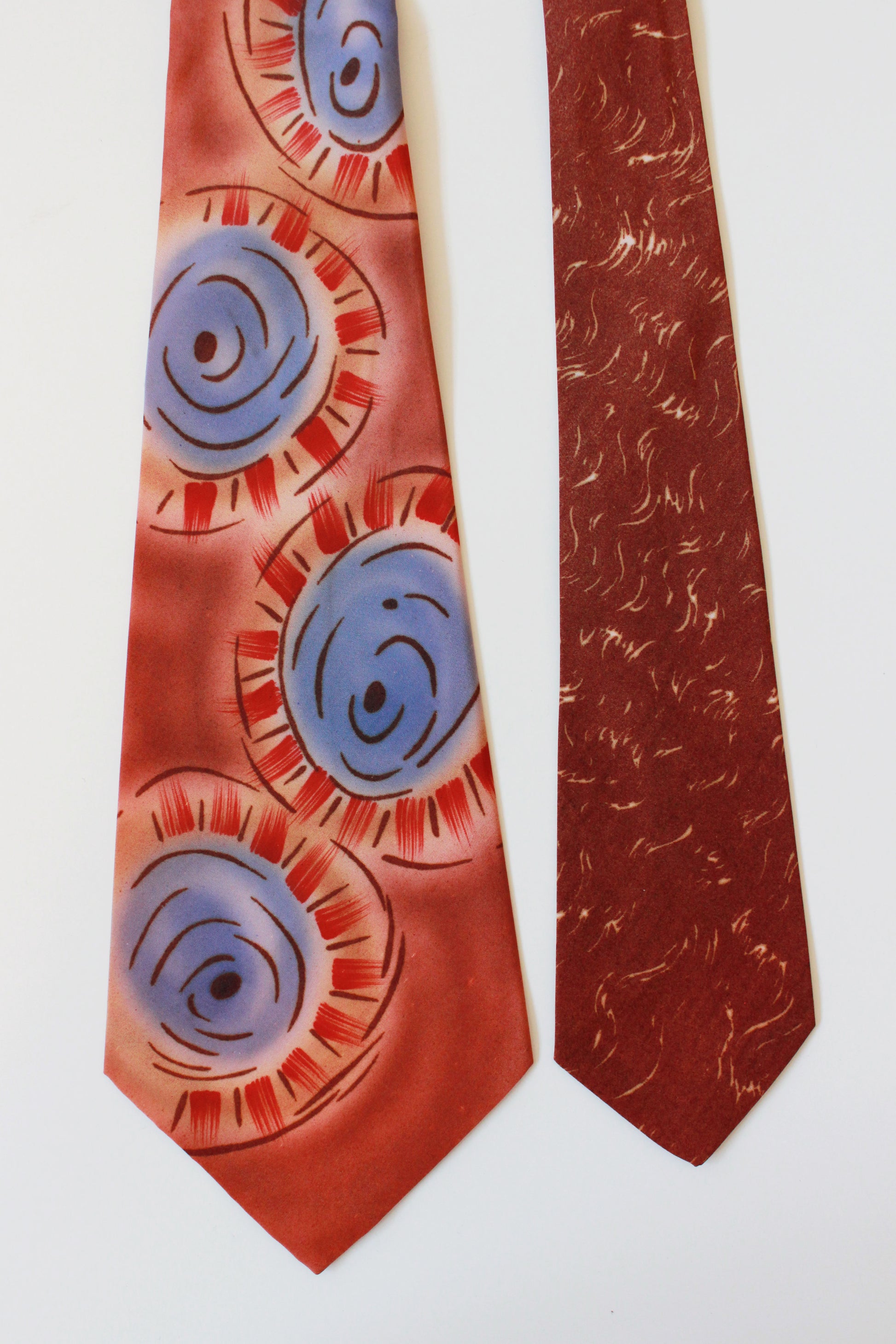 Vintage 1950s Hand Painted Rust And Blue Circles Rayon Mid Century Tie