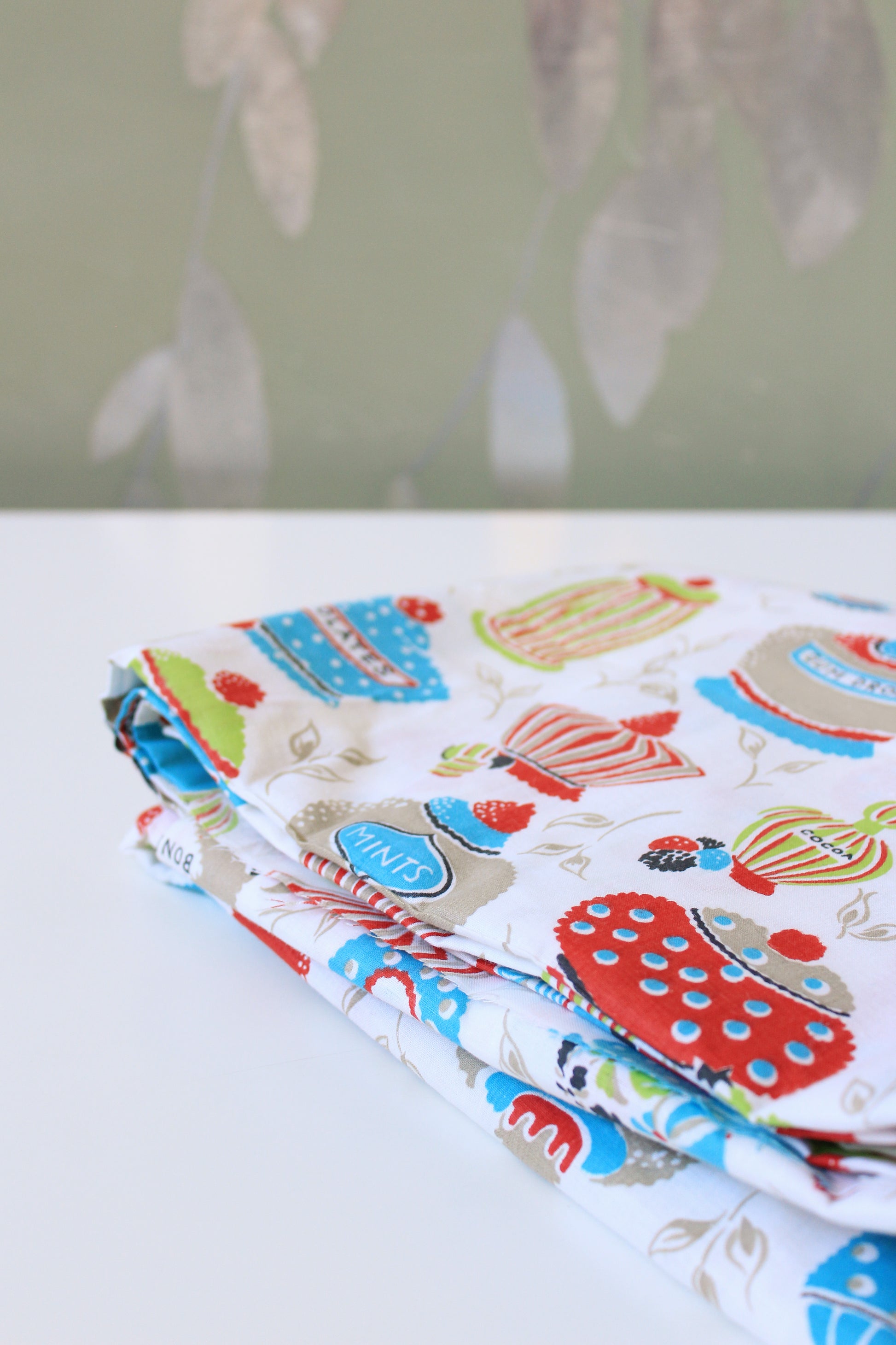 1960s Novelty Print Candy Store Jars In Red/Green/Teal Cotton Sewing Fabric, 7.9 Yards