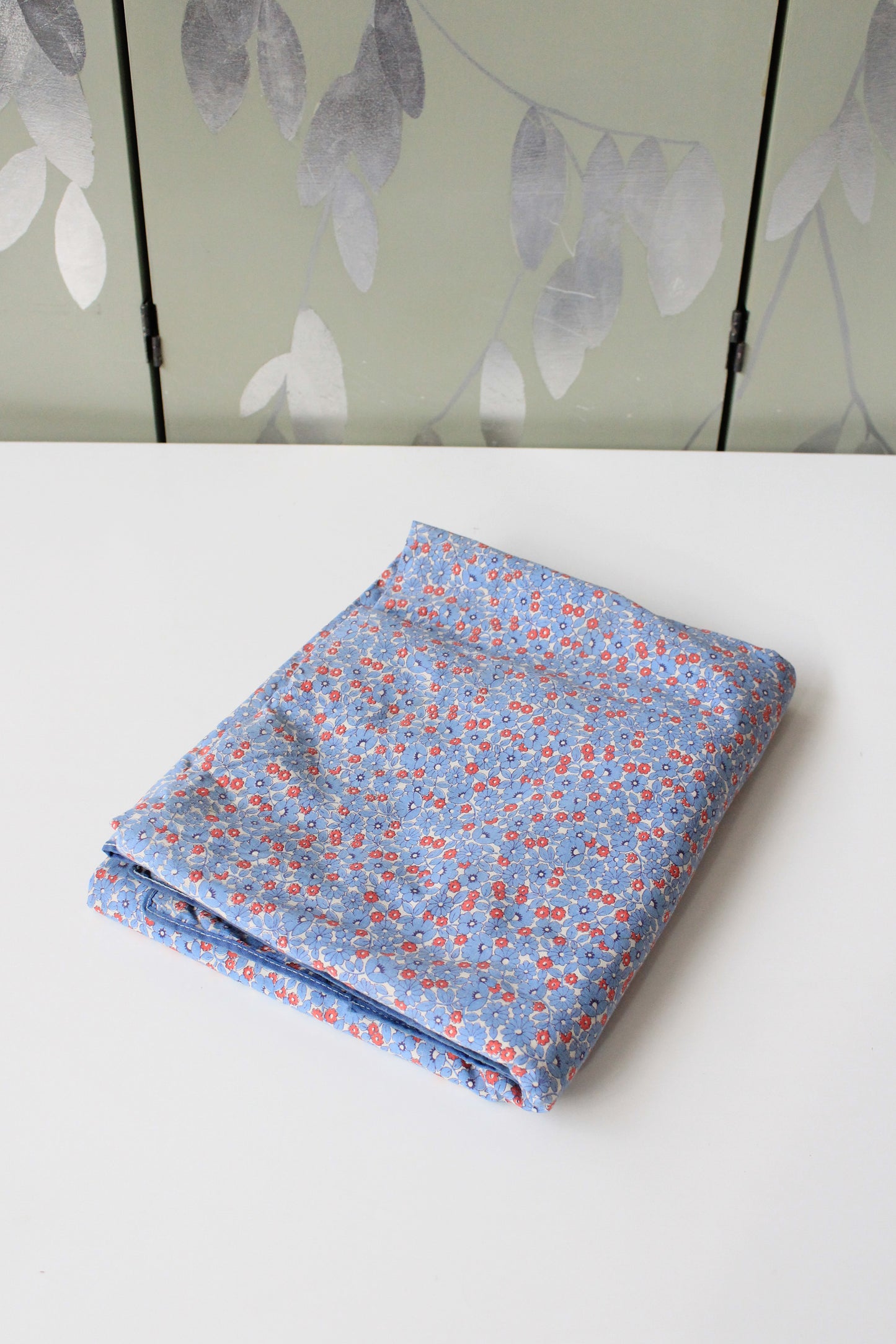 1940s/1950s Light Blue And Red Floral Print Cotton Duvet Cover, 76.5" x 67"