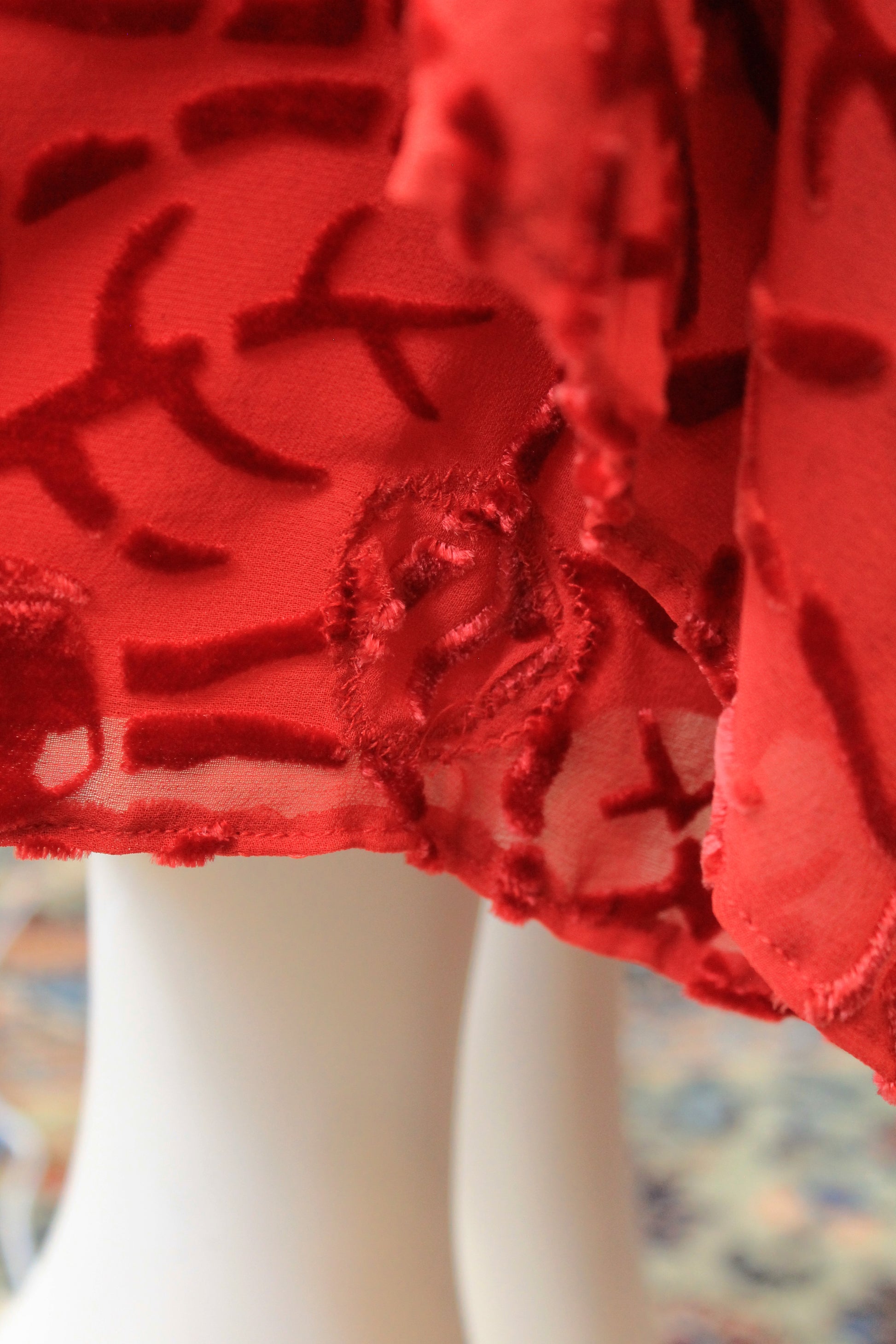 1920s Sleeveless Red Drop Waist Dress With Velvet Cranberries And Hip Detail, Small