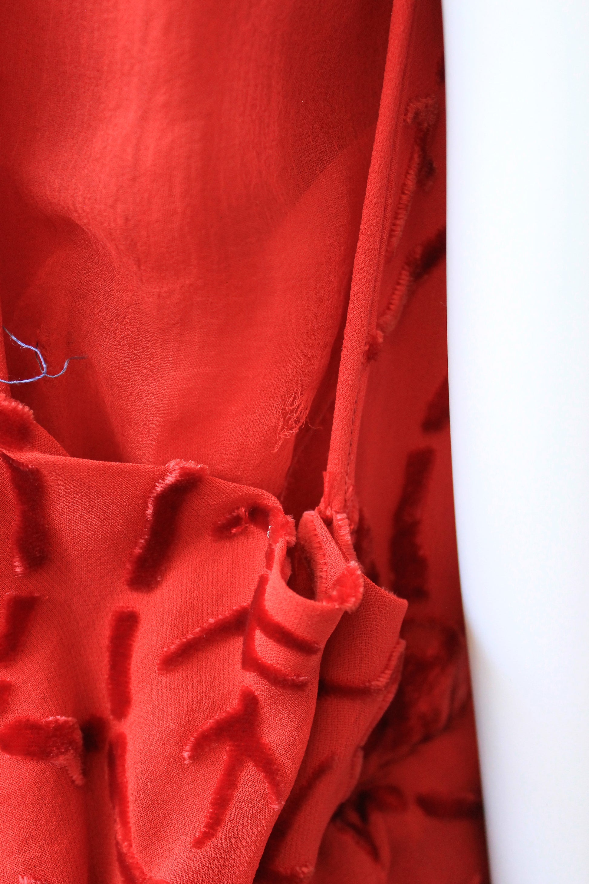 1920s Sleeveless Red Drop Waist Dress With Velvet Cranberries And Hip Detail, Small