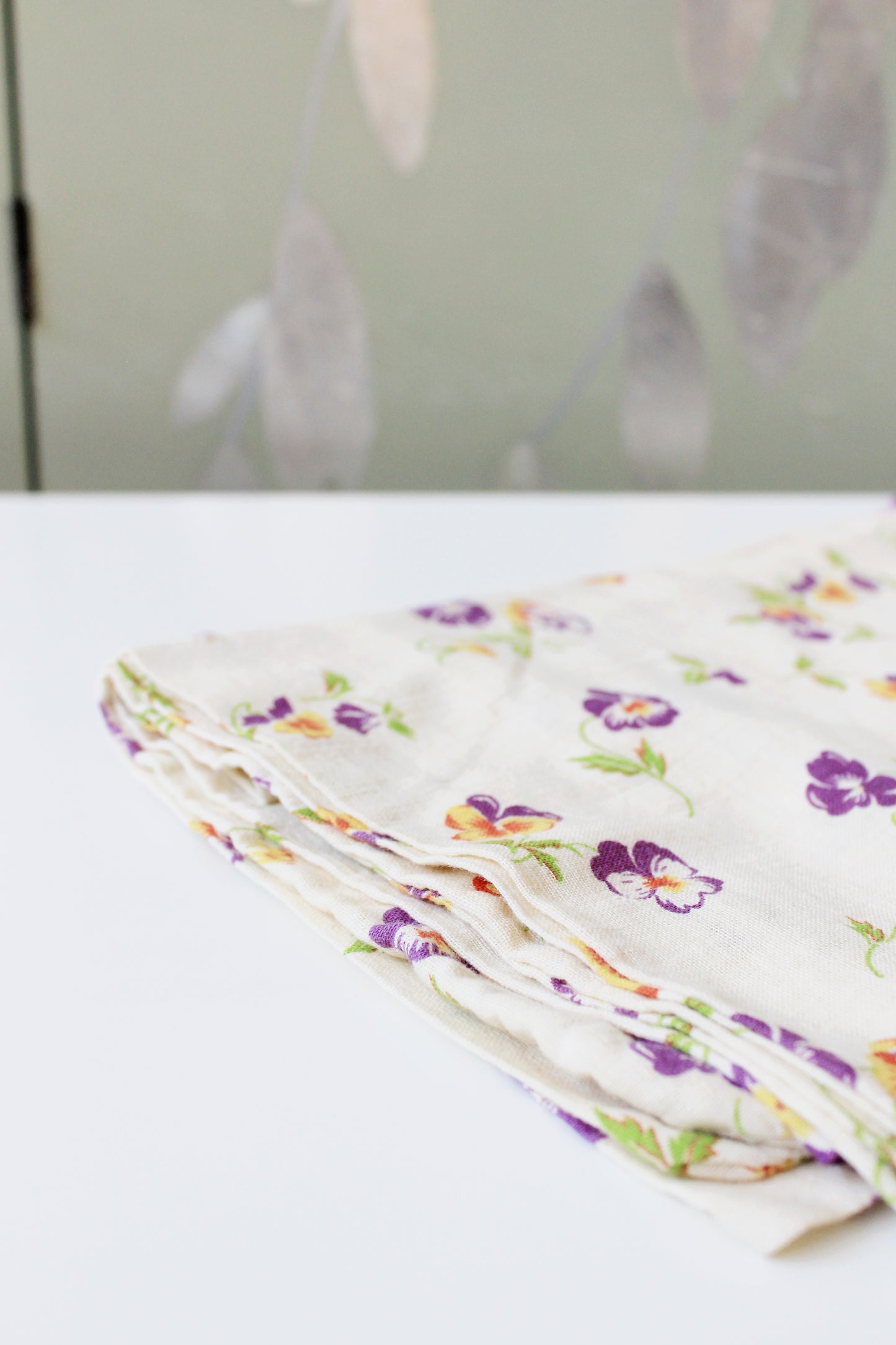 1940s Cream, Orange And Purple Illustrated Floral Feedsack , Vintage Summer Sewing/Quilting Fabric