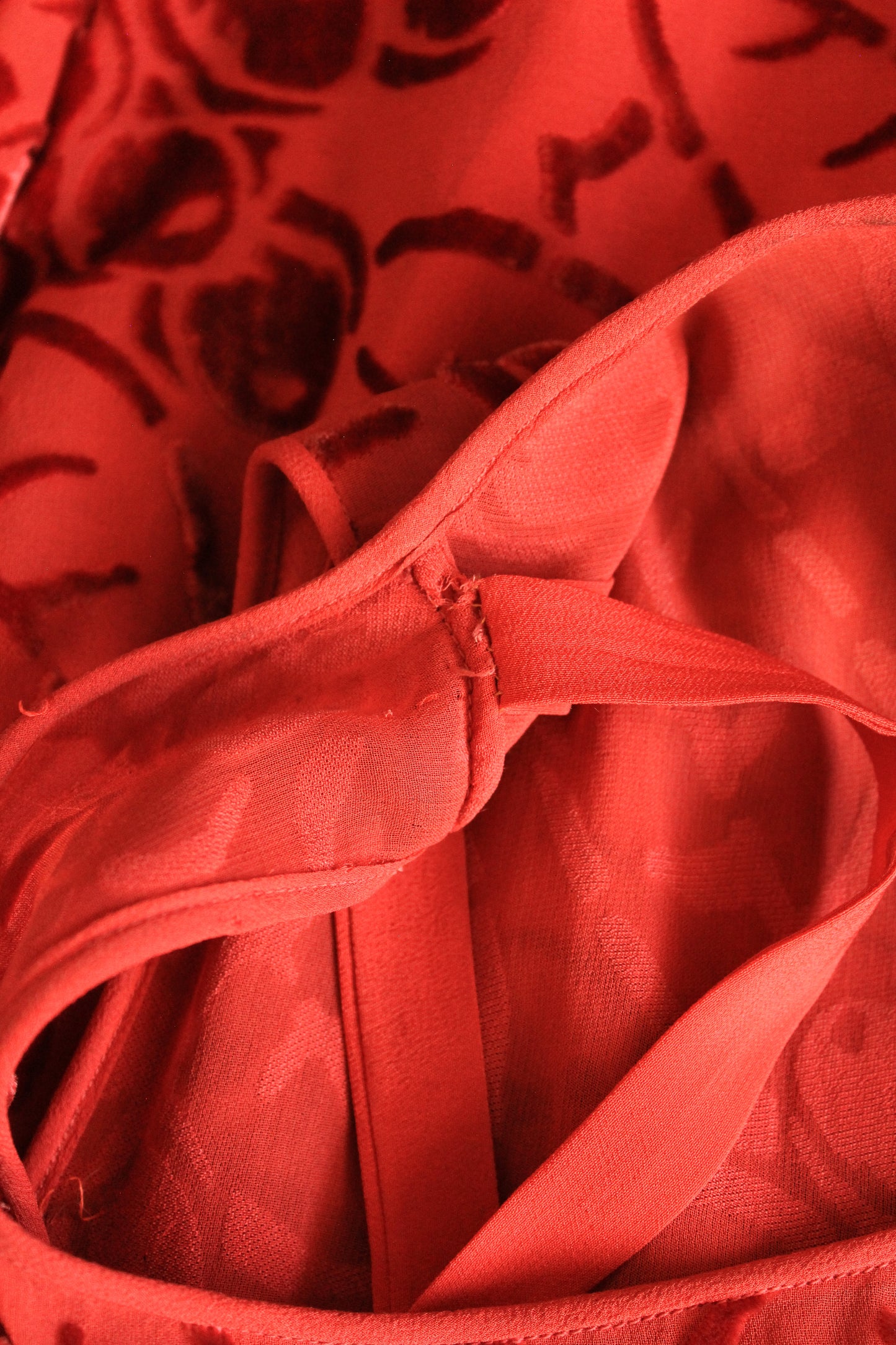 1920s Sleeveless Red Drop Waist Dress With Velvet Cranberries And Hip Detail, Small