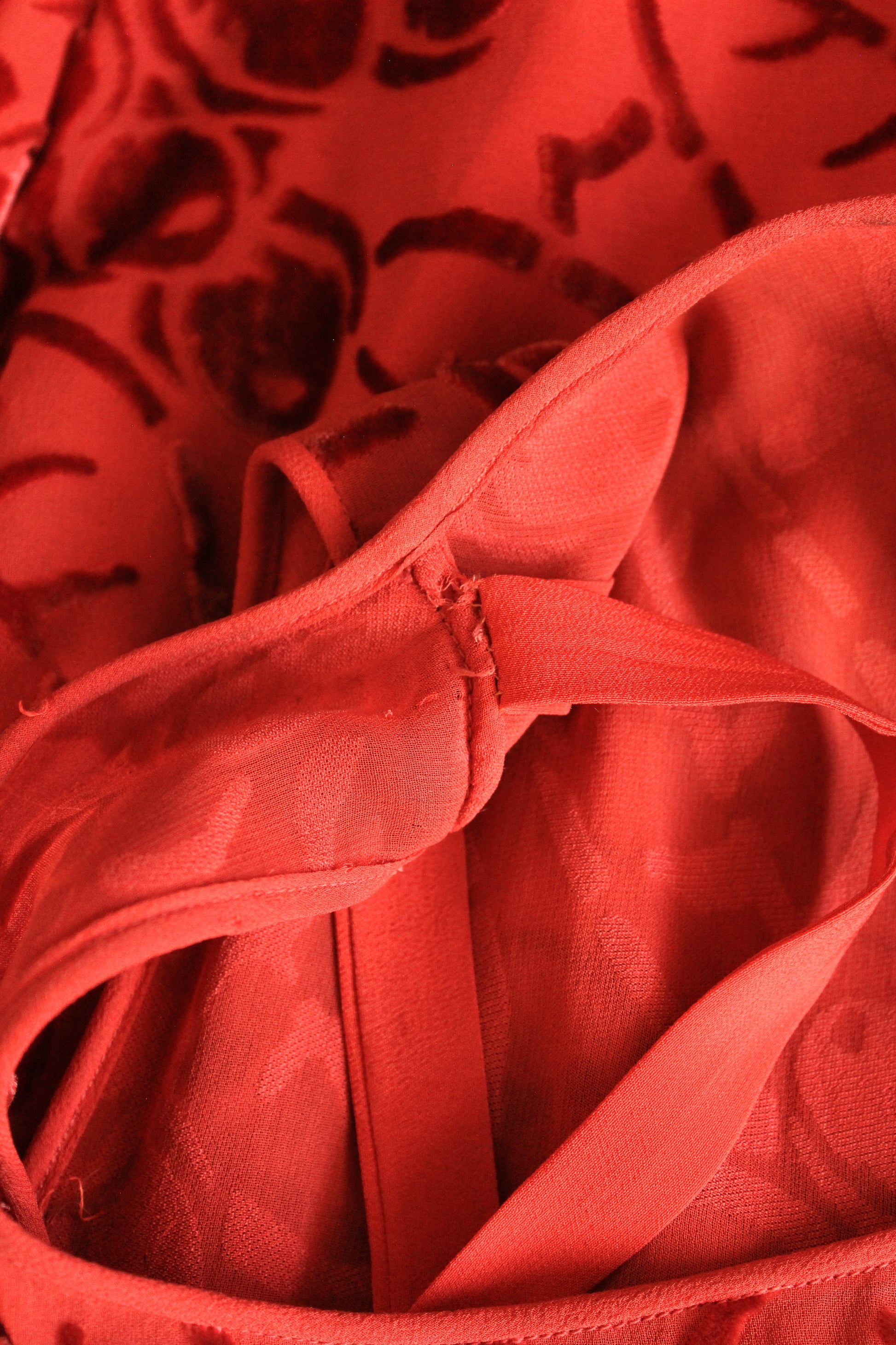 1920s Sleeveless Red Drop Waist Dress With Velvet Cranberries And Hip Detail, Small