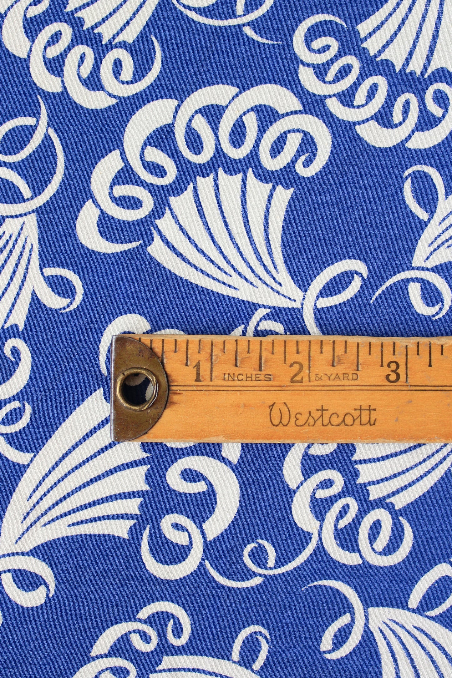 1940s Blue And White Fan Print Rayon Sewing Fabric, 4.6 Yards